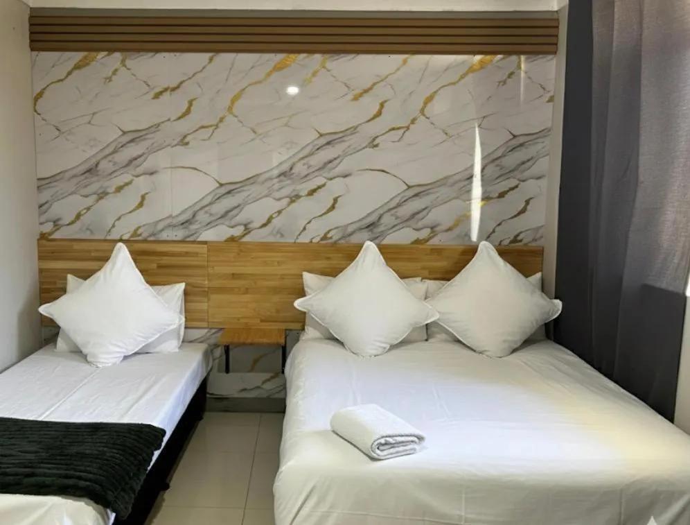 Bed in Perth City Motel