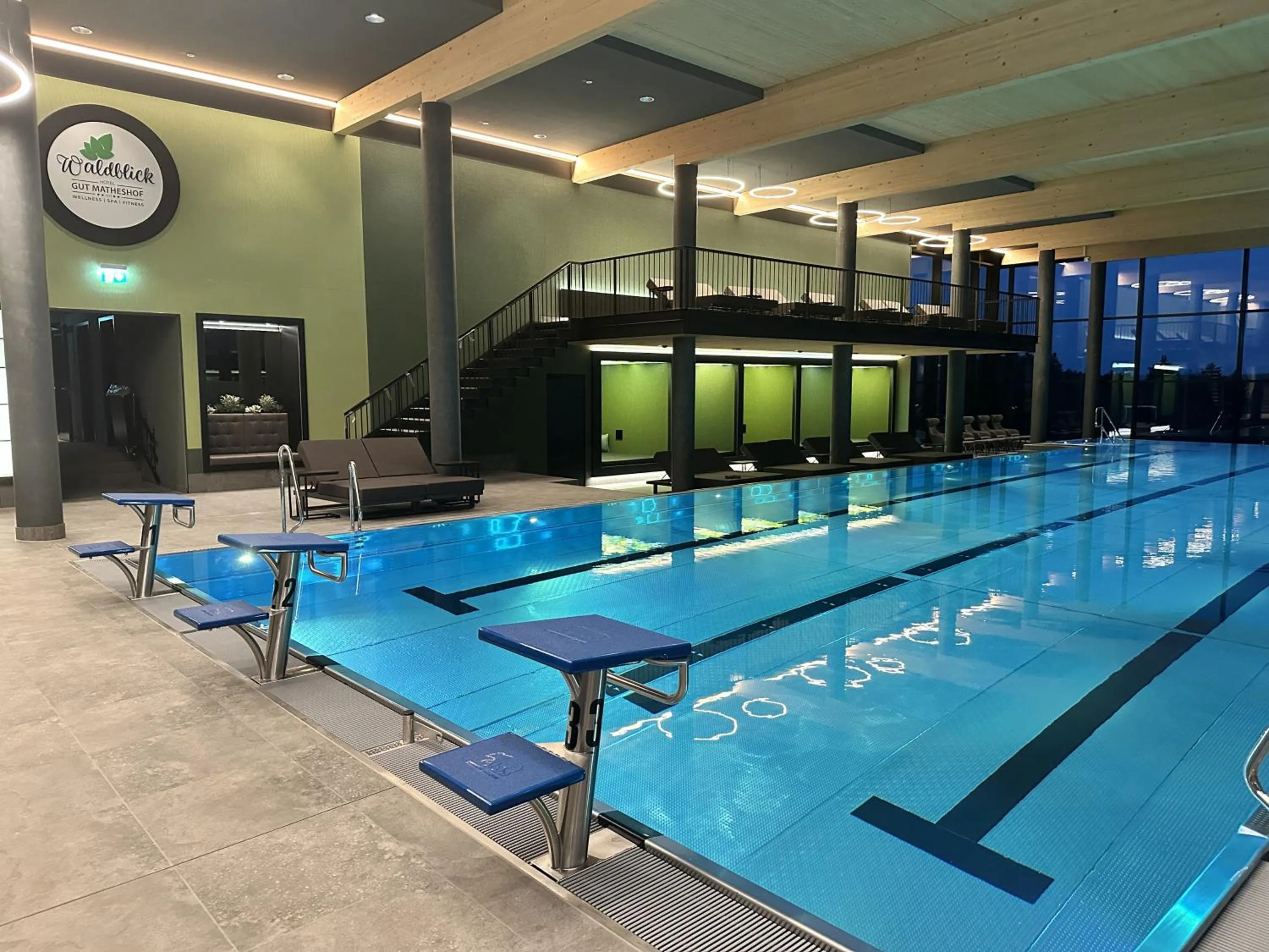 Swimming pool in Hotel & Spa Gut Matheshof, BW Signature Collection