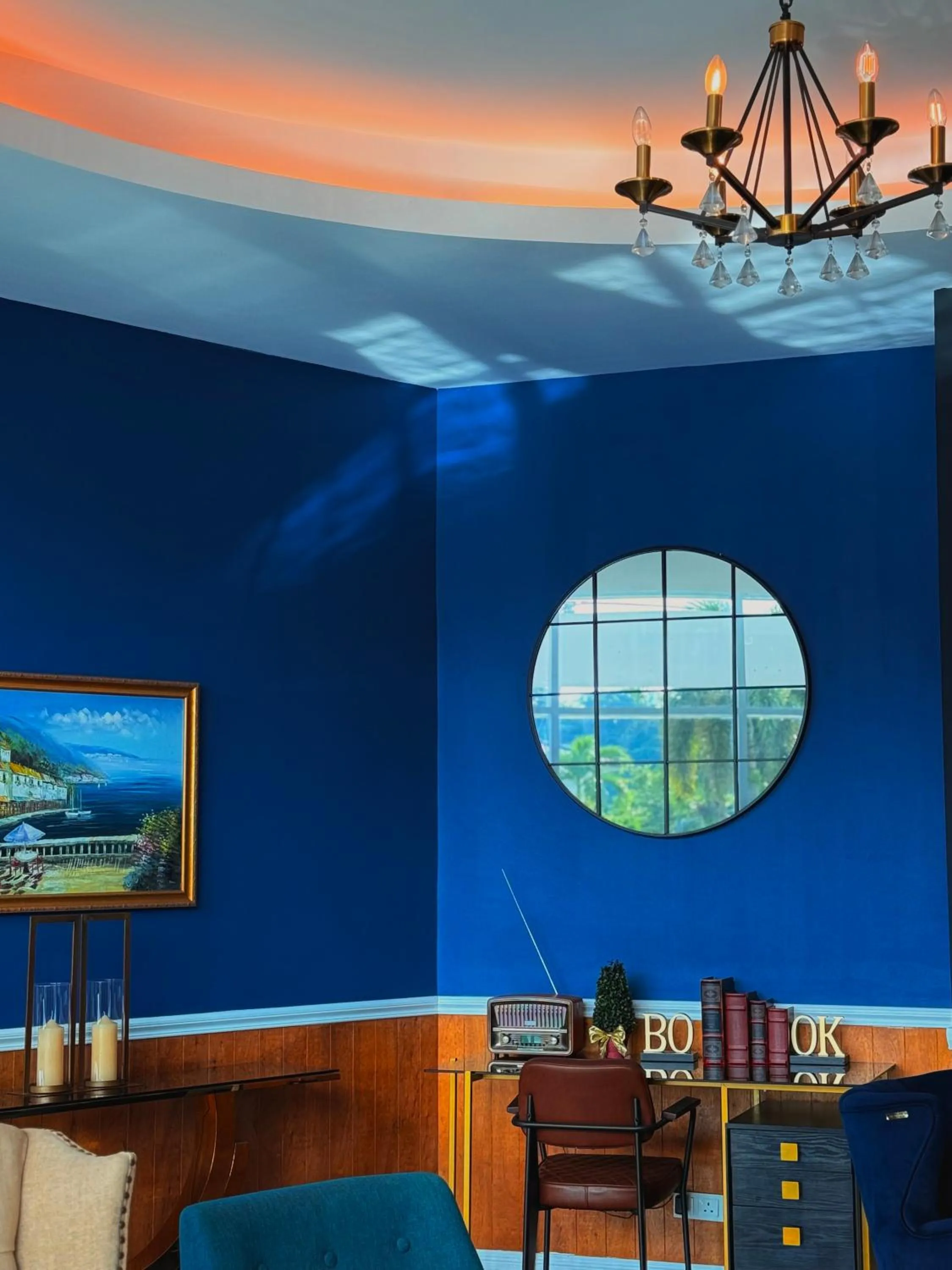 Decorative detail in Stirling Suites Hotel & Serviced Apartment