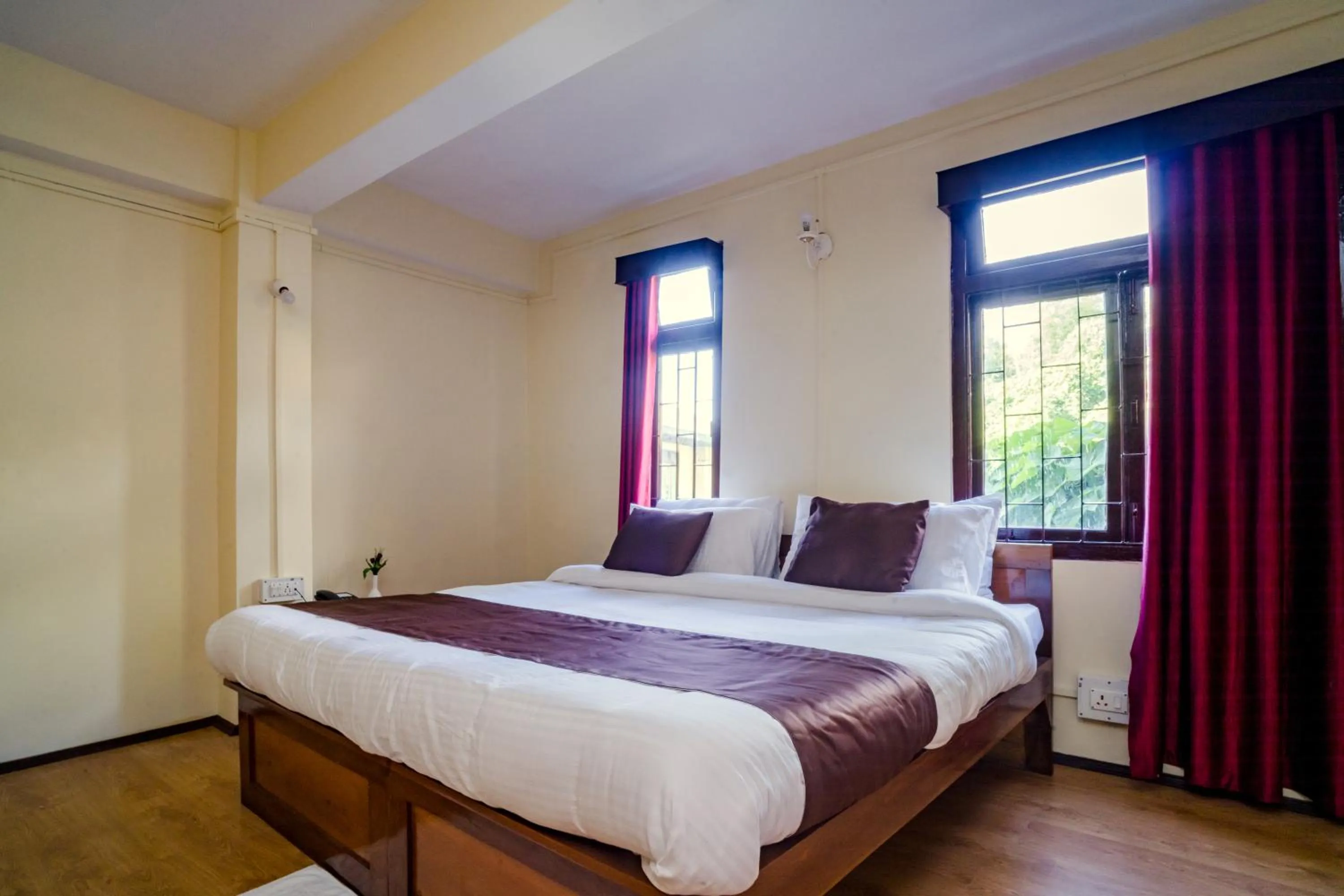 Photo of the whole room in Magpie Mall Road Residency (MG Marg)