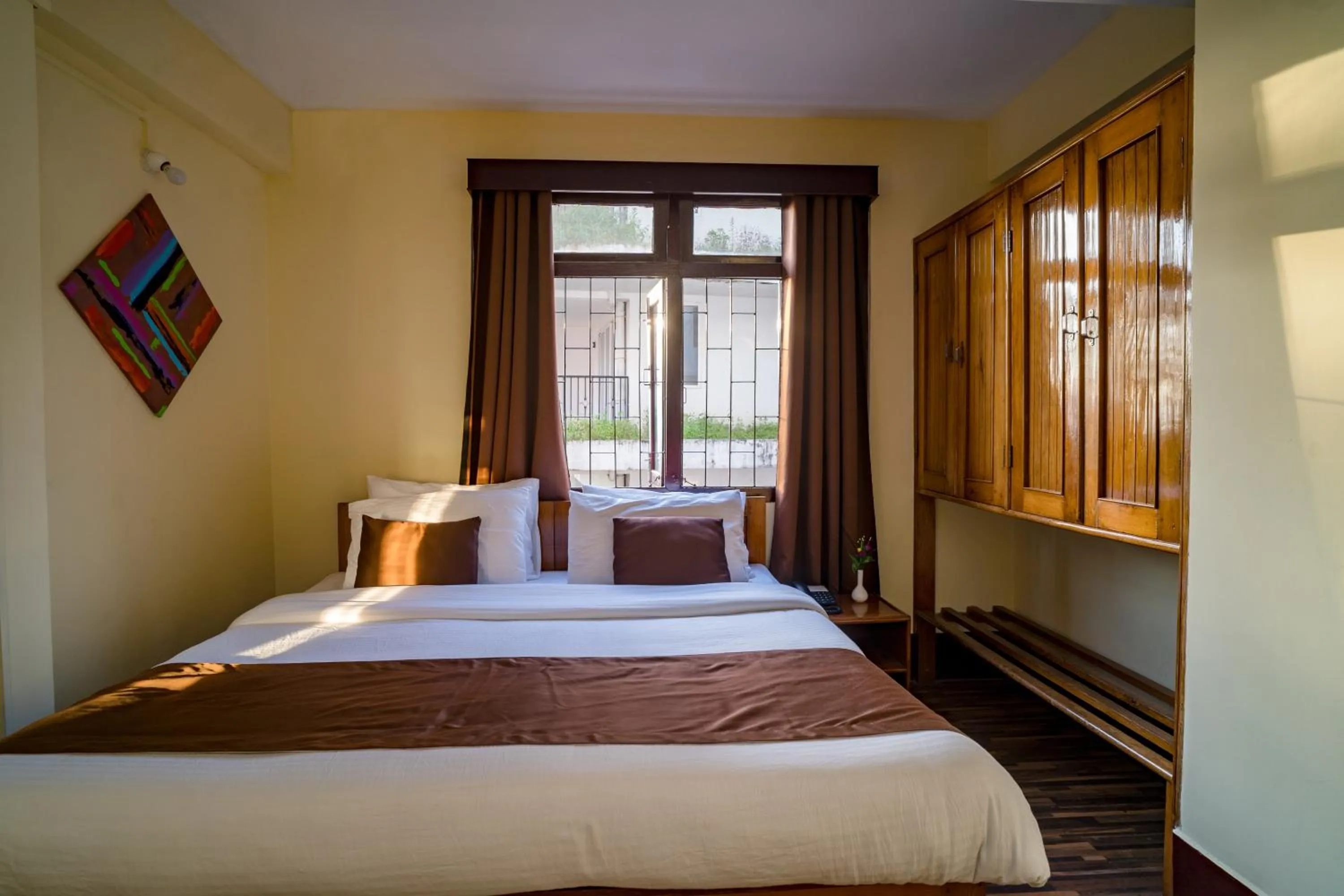 Bed in Magpie Mall Road Residency (MG Marg)