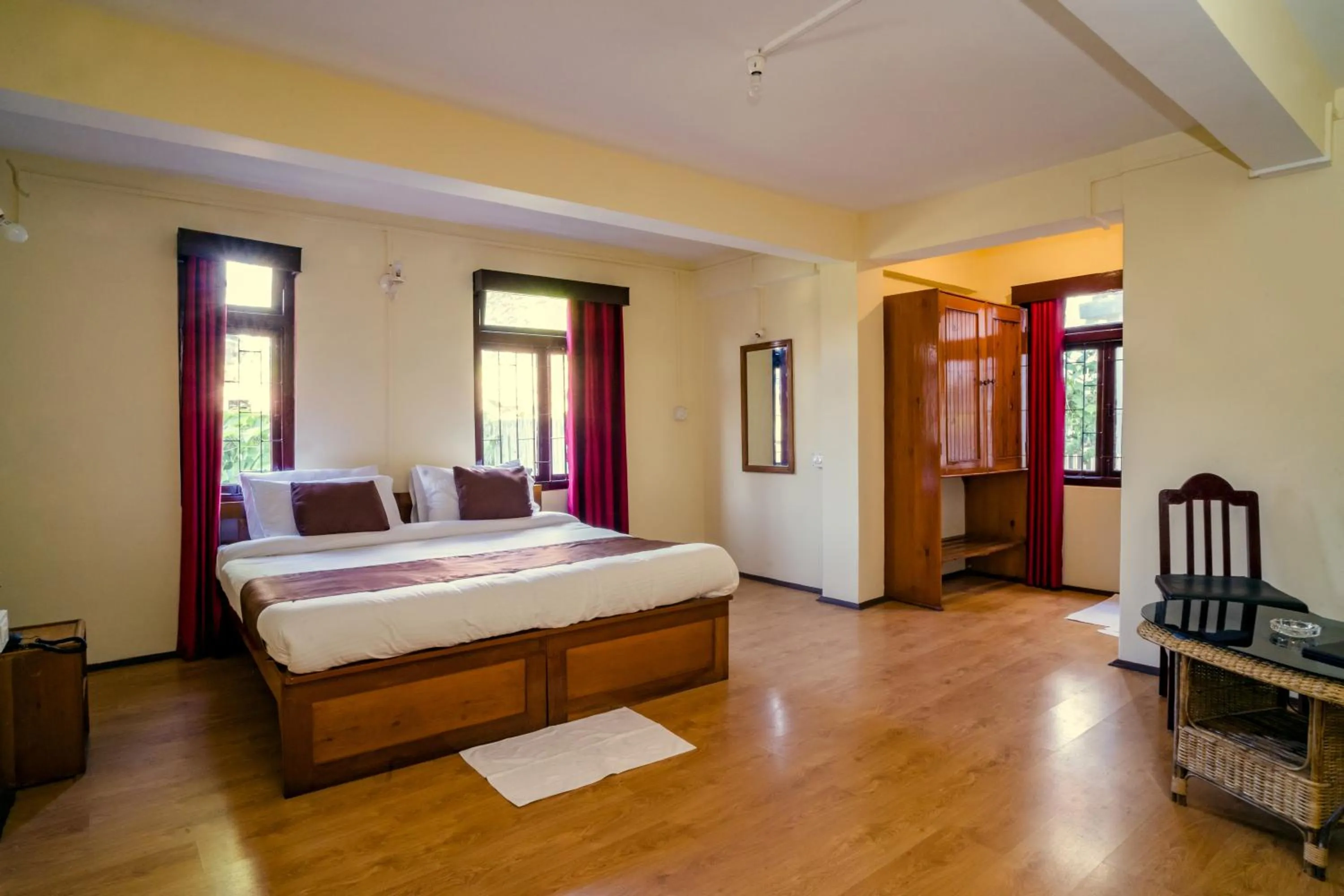 Bed in Magpie Mall Road Residency (MG Marg)