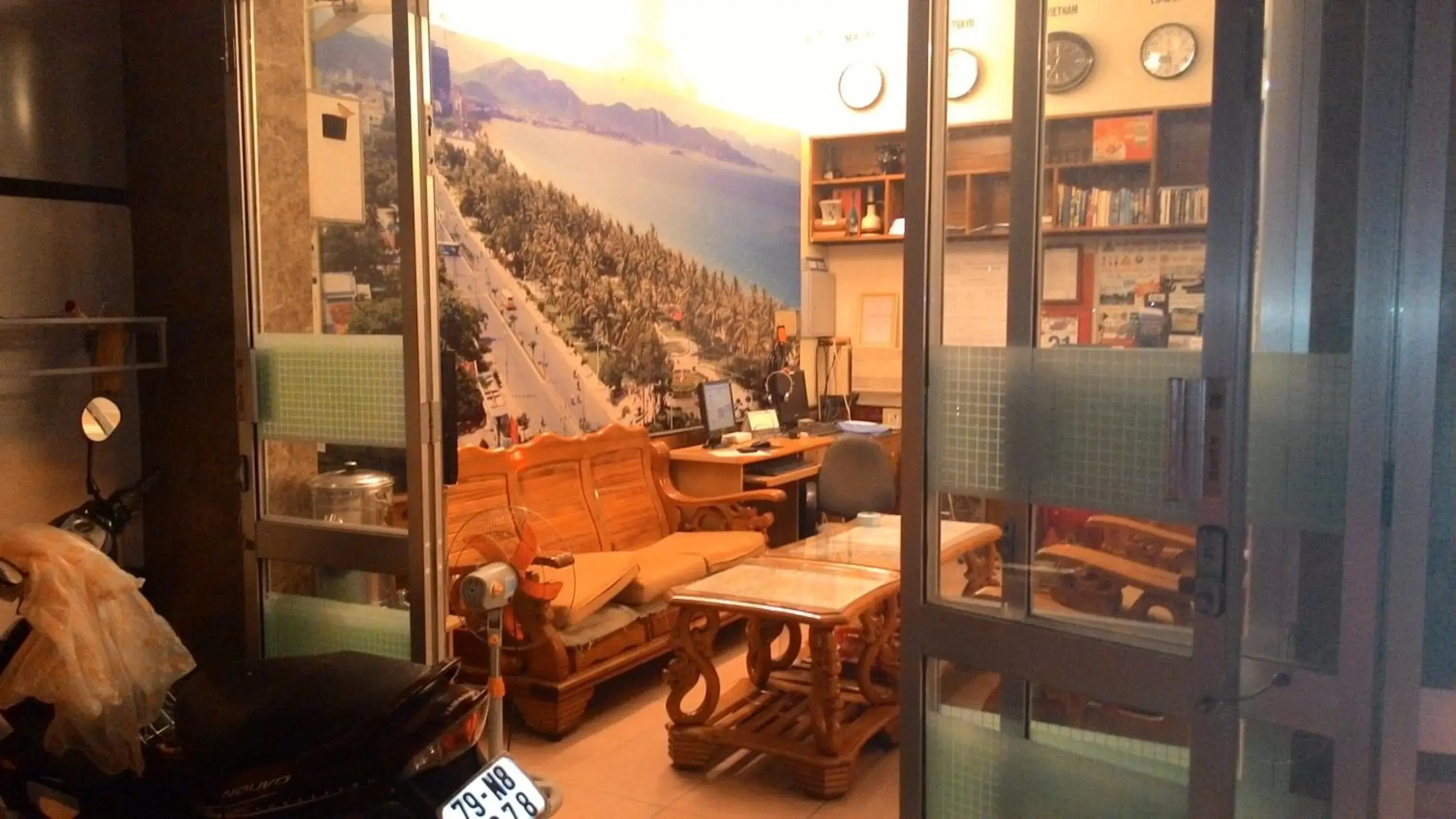 Facade/entrance in Hien Luong Hotel Facade/entrance in Hien Luong Hotel