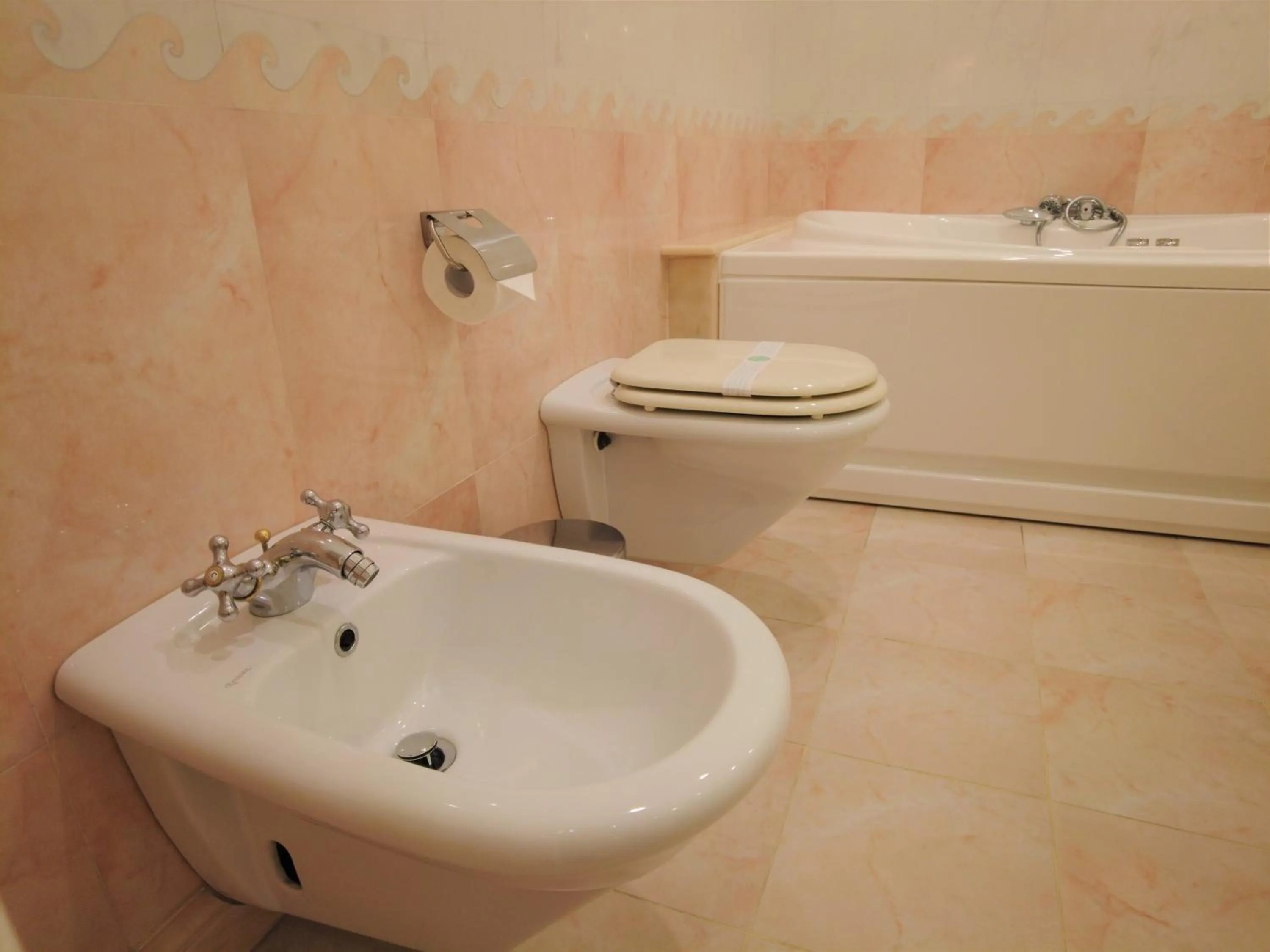 Bathroom in Gardoce's Guest House