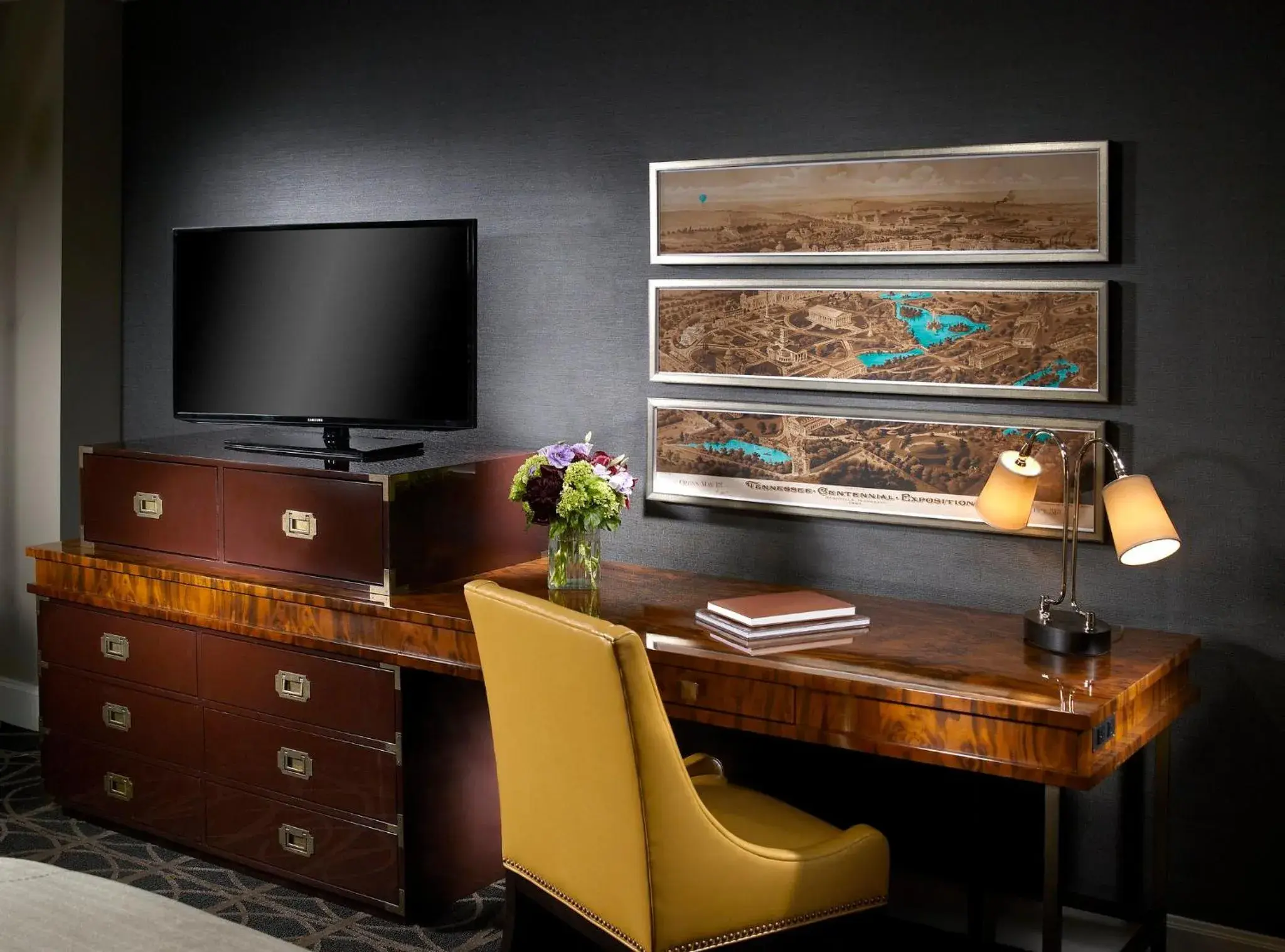 Photo of the whole room in Omni Nashville Hotel Photo of the whole room in Omni Nashville Hotel