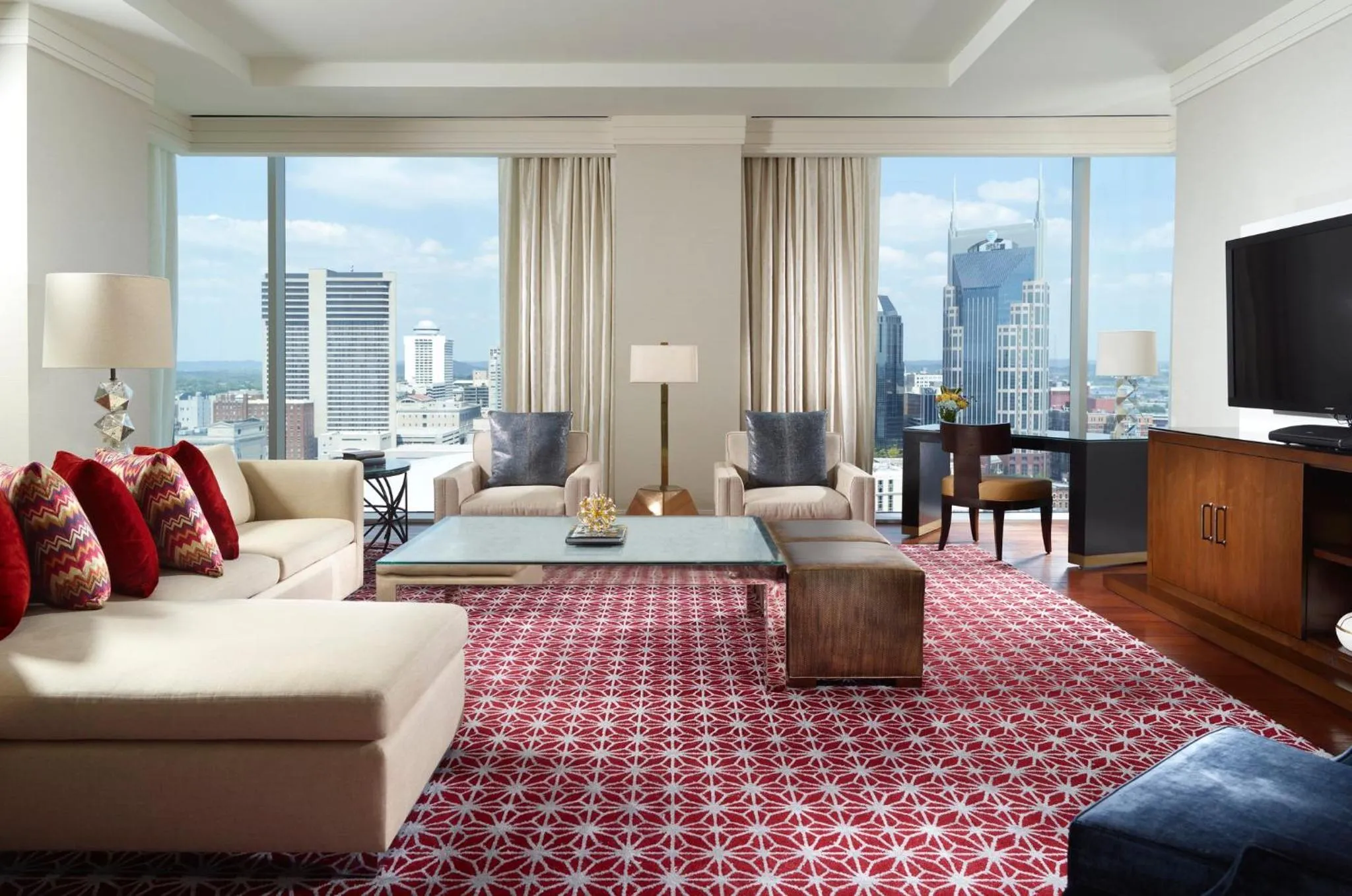 Photo of the whole room in Omni Nashville Hotel