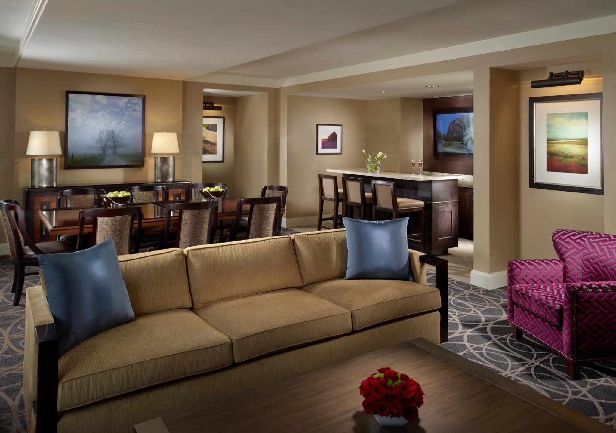 Photo of the whole room in Omni Nashville Hotel