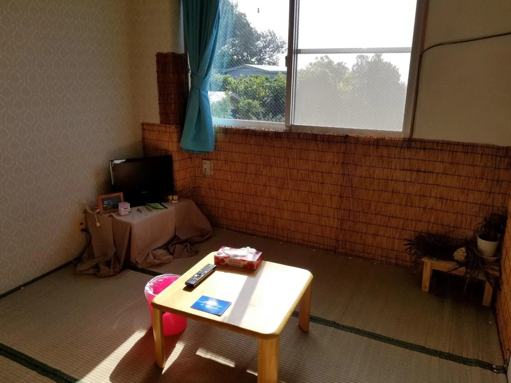 Standard Triple Room with Sea View in Minshuku Myojoso