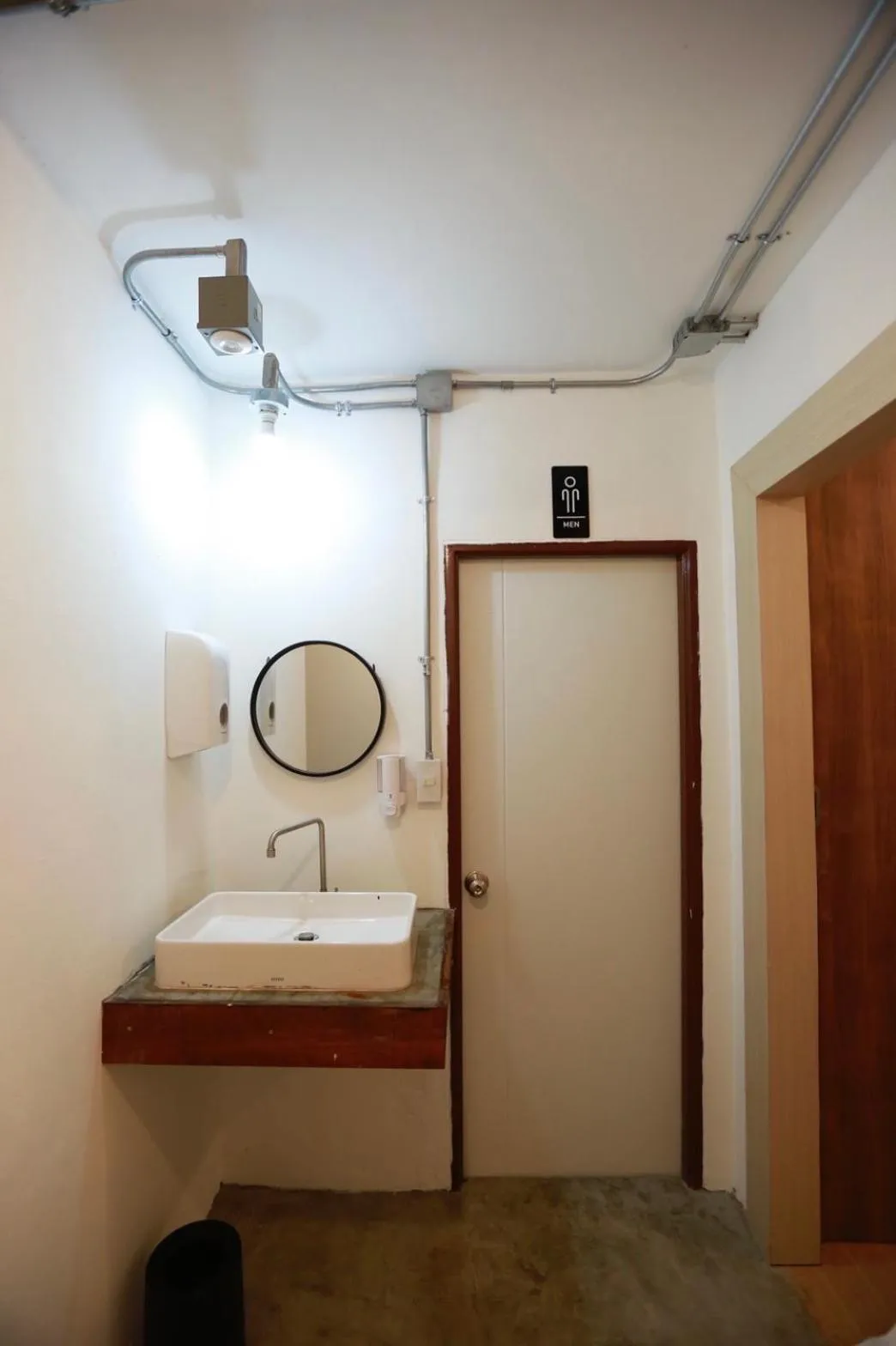 Bathroom in My Home Hostel