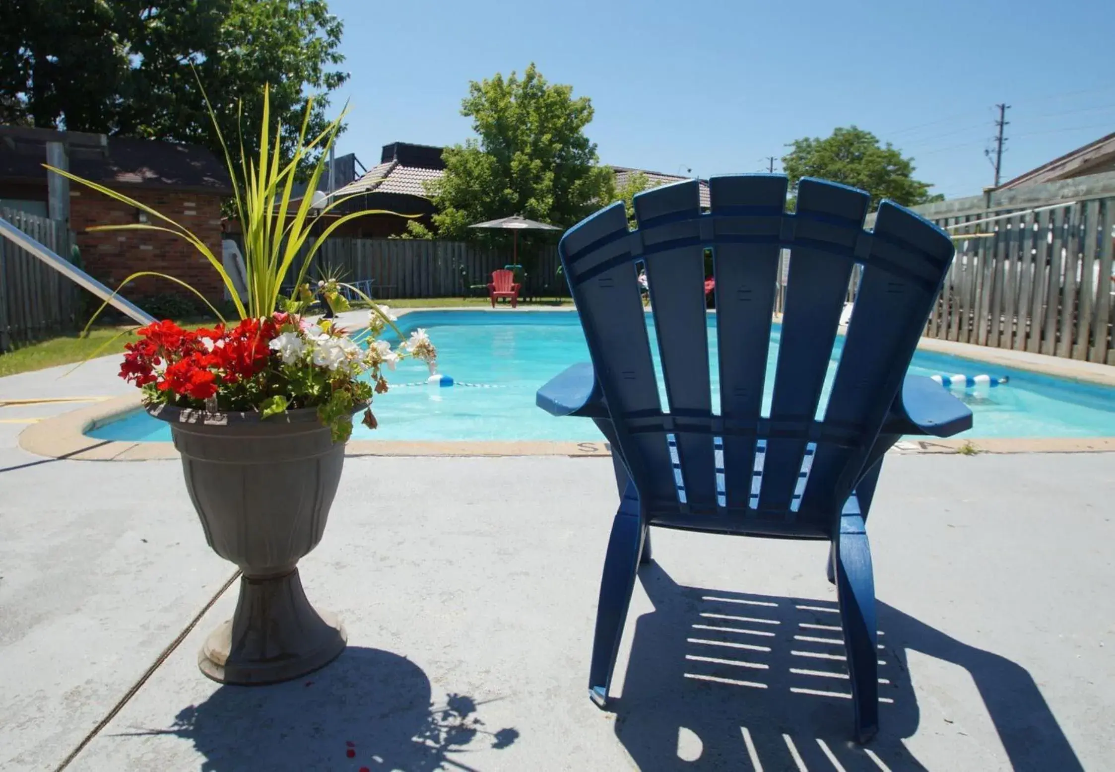 Swimming pool in Canadas Best Value Inn St. Catharines Swimming pool in Canadas Best Value Inn St. Catharines