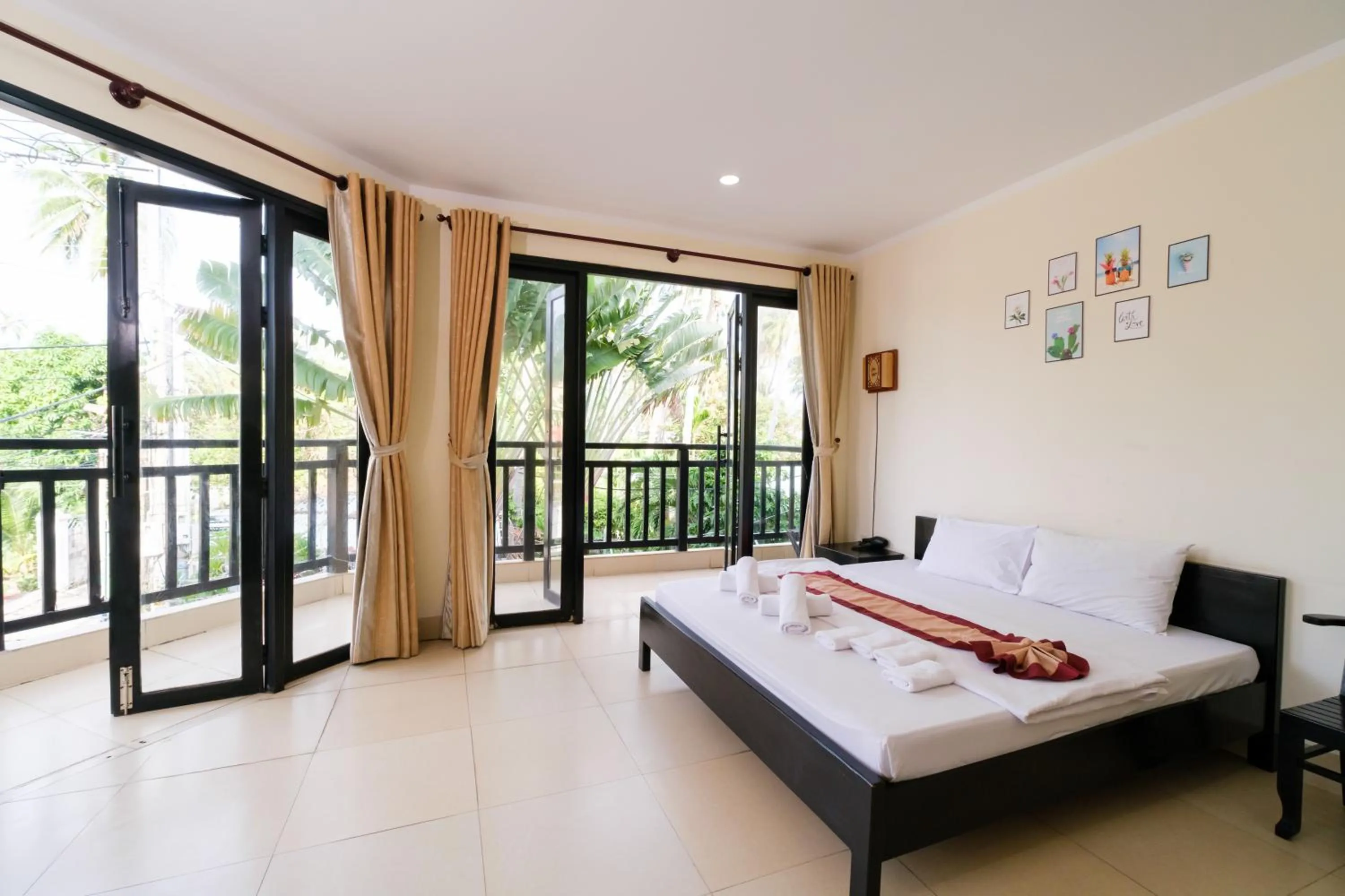 Bed in Venus Mũi Né Resort