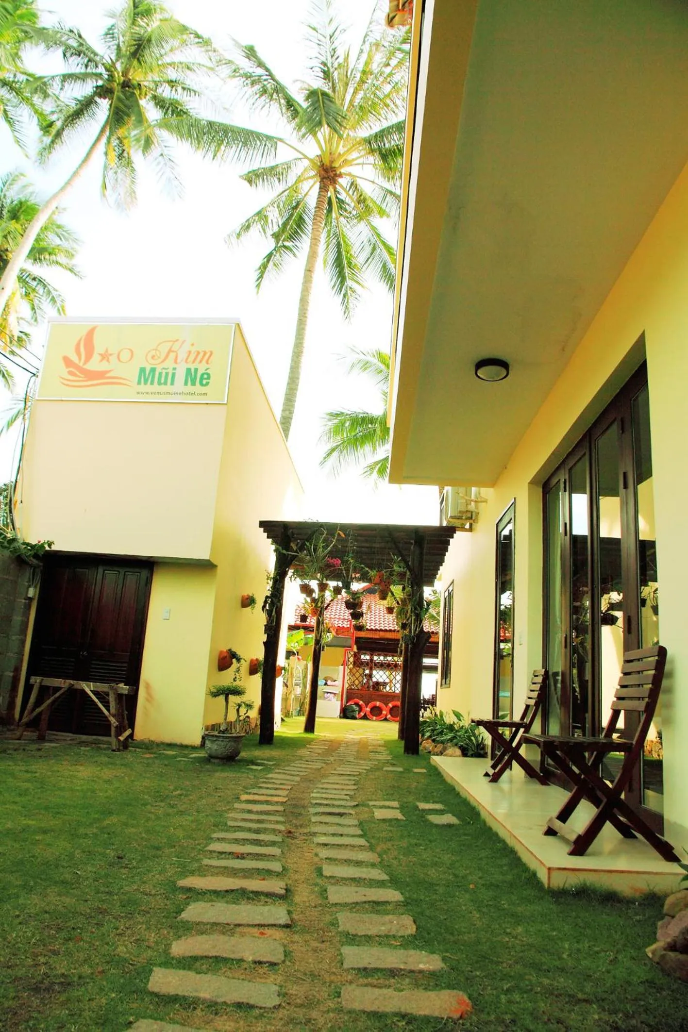 Facade/entrance in Venus Mũi Né Resort