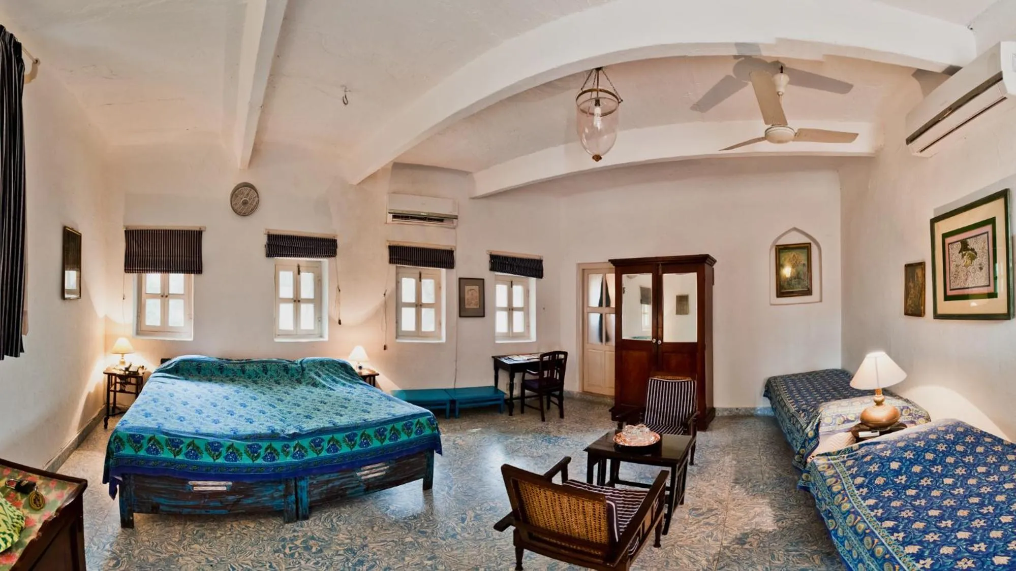 Photo of the whole room, Bed in Neemrana's - Hill Fort - Kesroli
