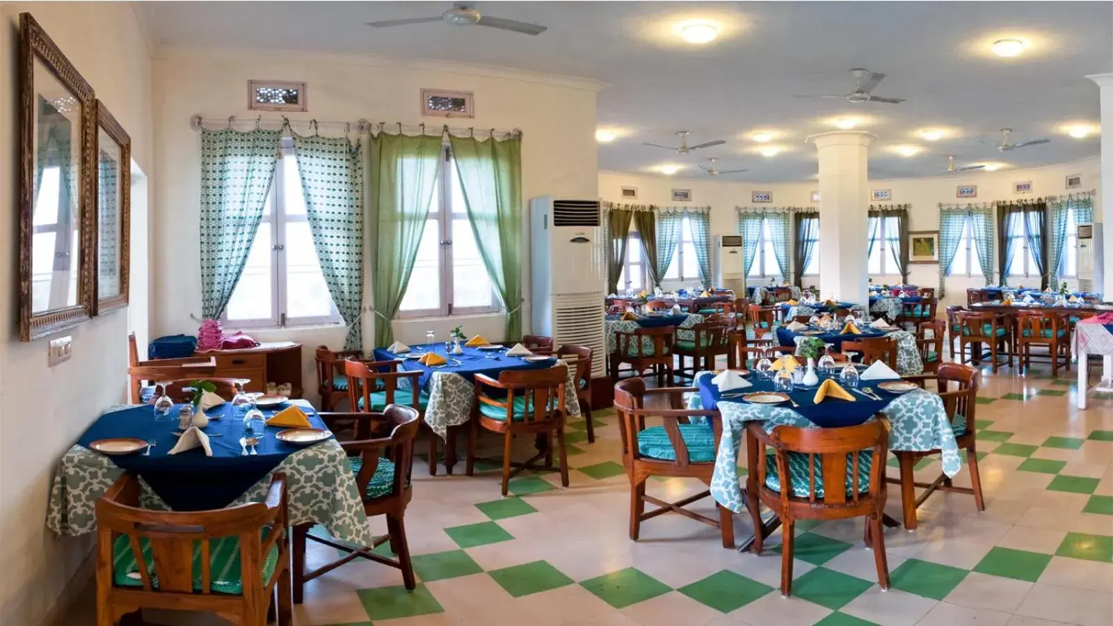 Restaurant/places to eat in Neemrana's - Hill Fort - Kesroli Restaurant/places to eat in Neemrana's - Hill Fort - Kesroli