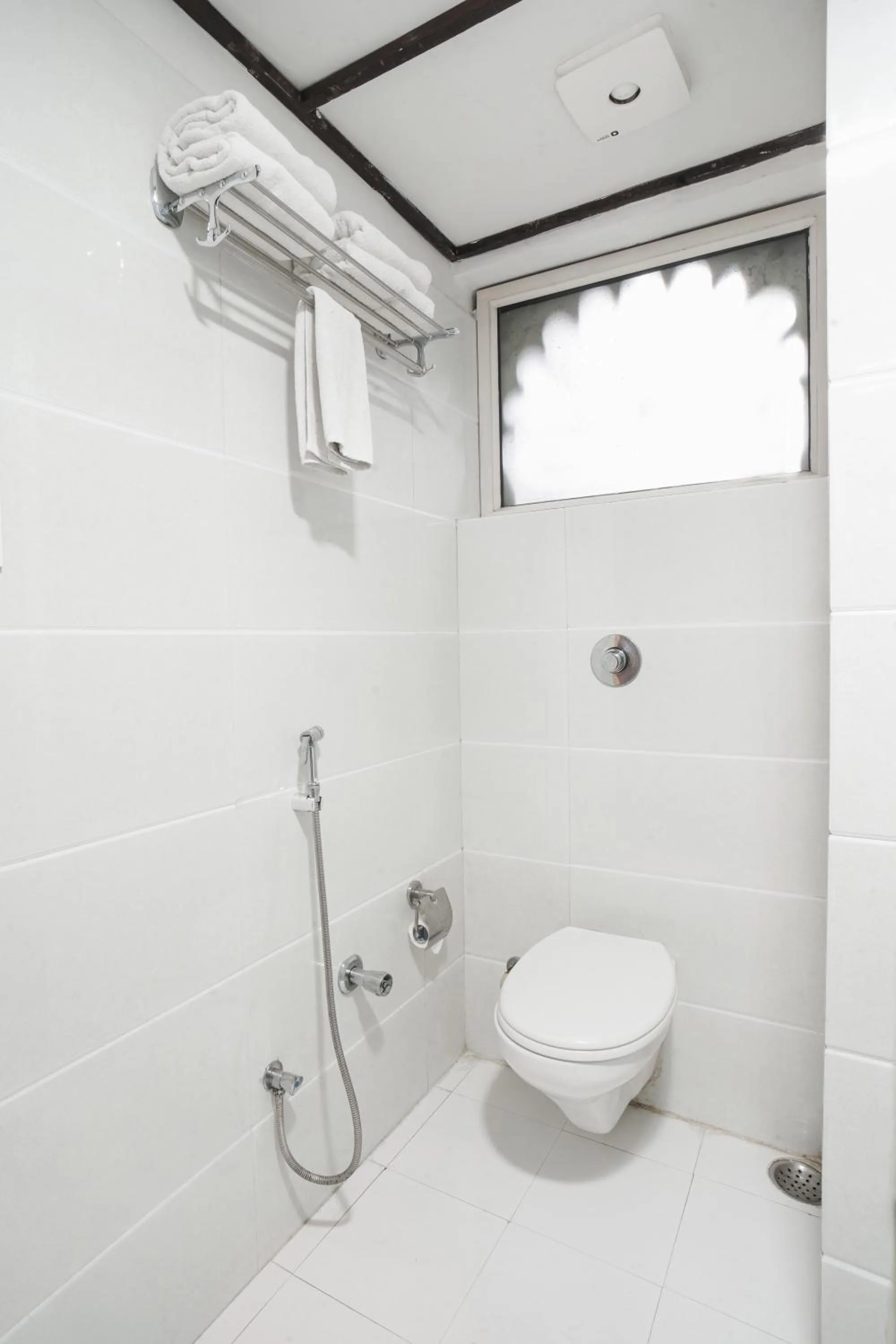 Bathroom in Hotel Horizon - Near Fateh Sagar Lake Udaipur