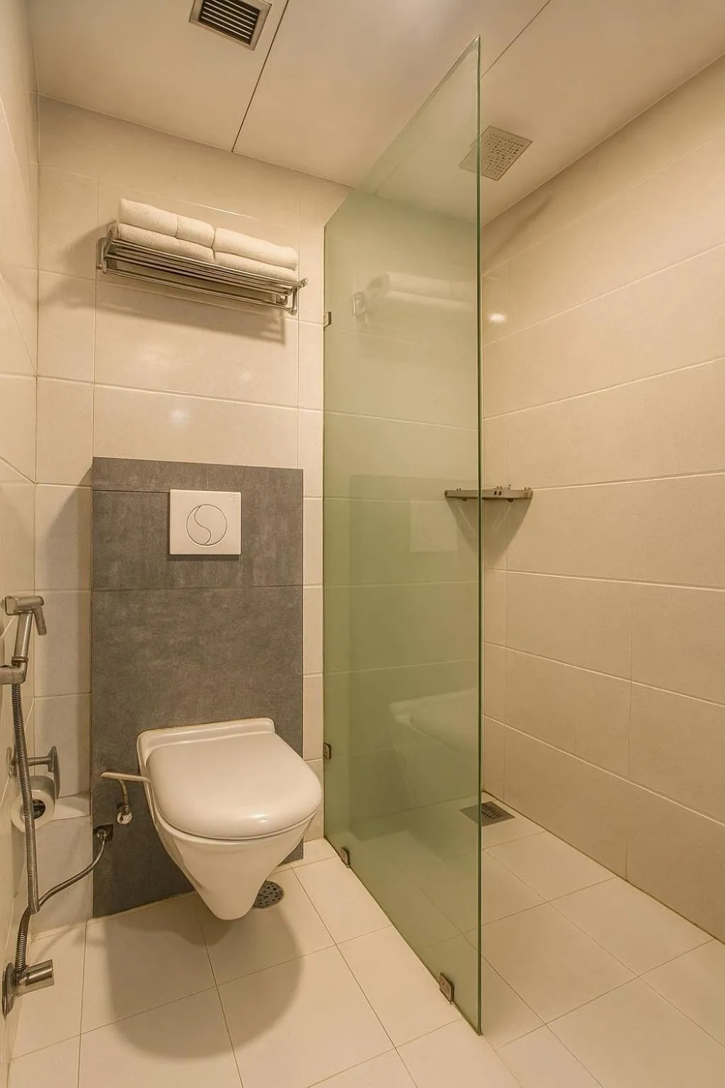 Bathroom in Hotel Horizon - Near Fateh Sagar Lake Udaipur