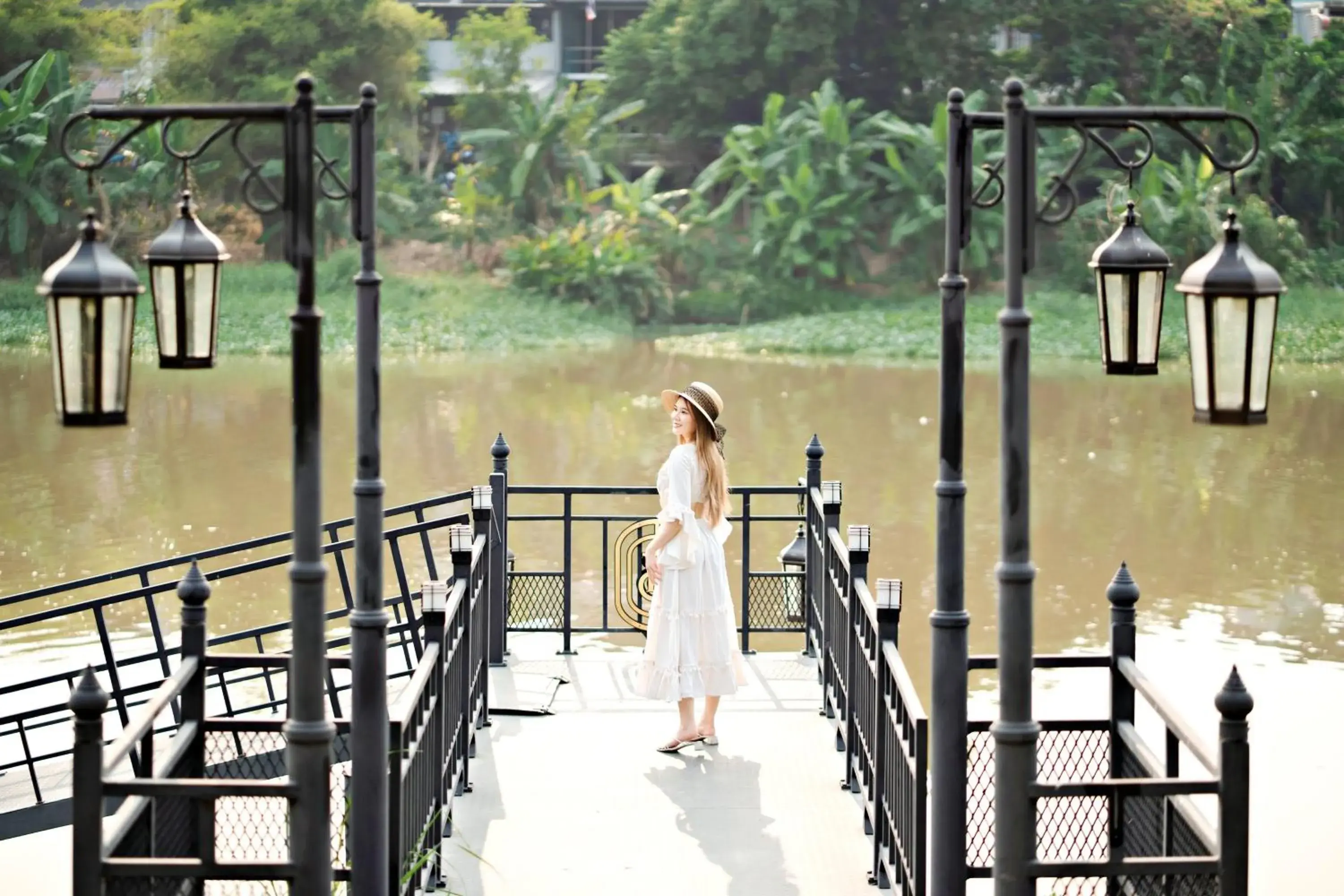 River view in Buri Sriping Riverside Resort & Spa River view in Buri Sriping Riverside Resort & Spa
