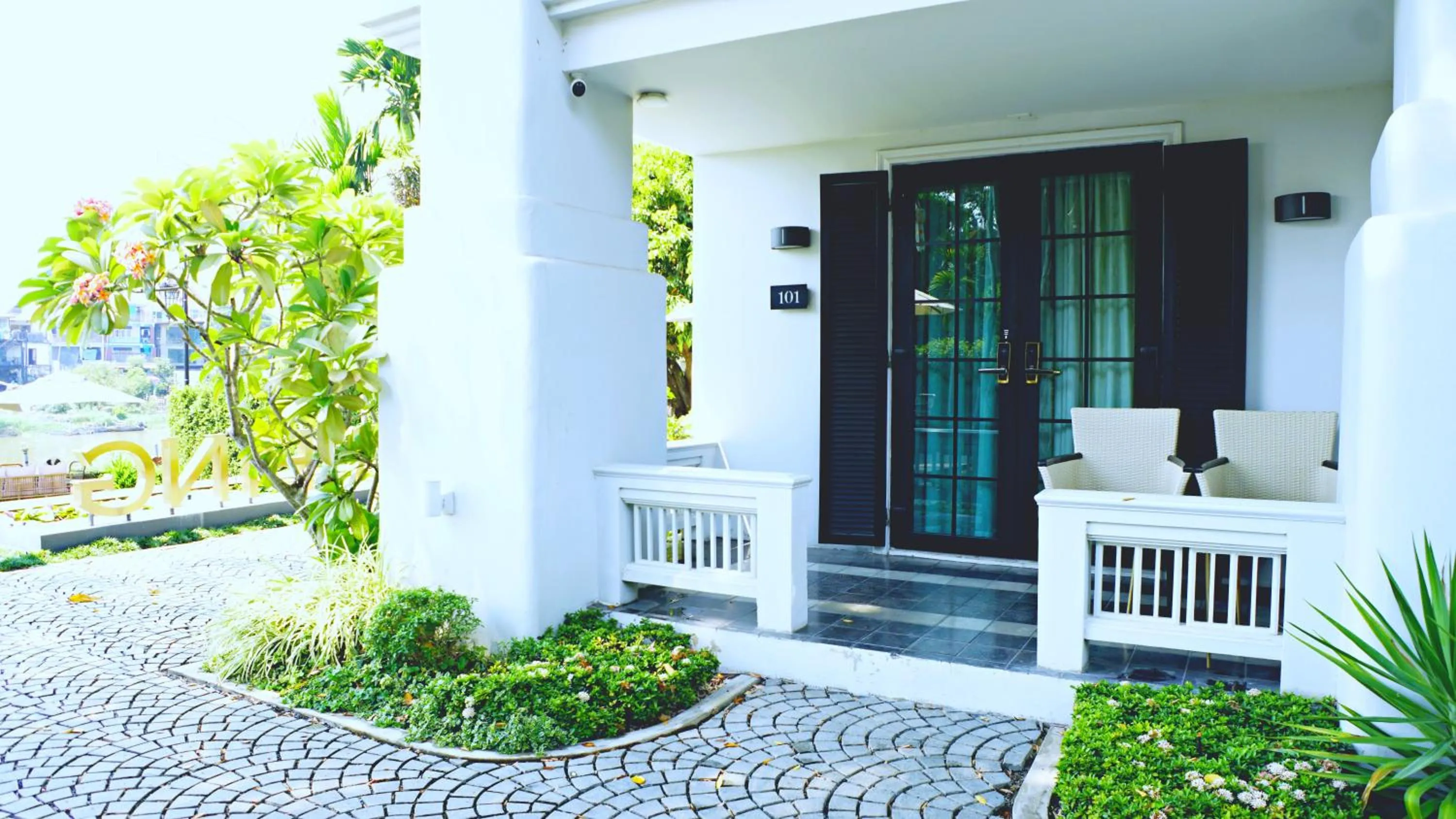 Garden in Buri Sriping Riverside Resort & Spa