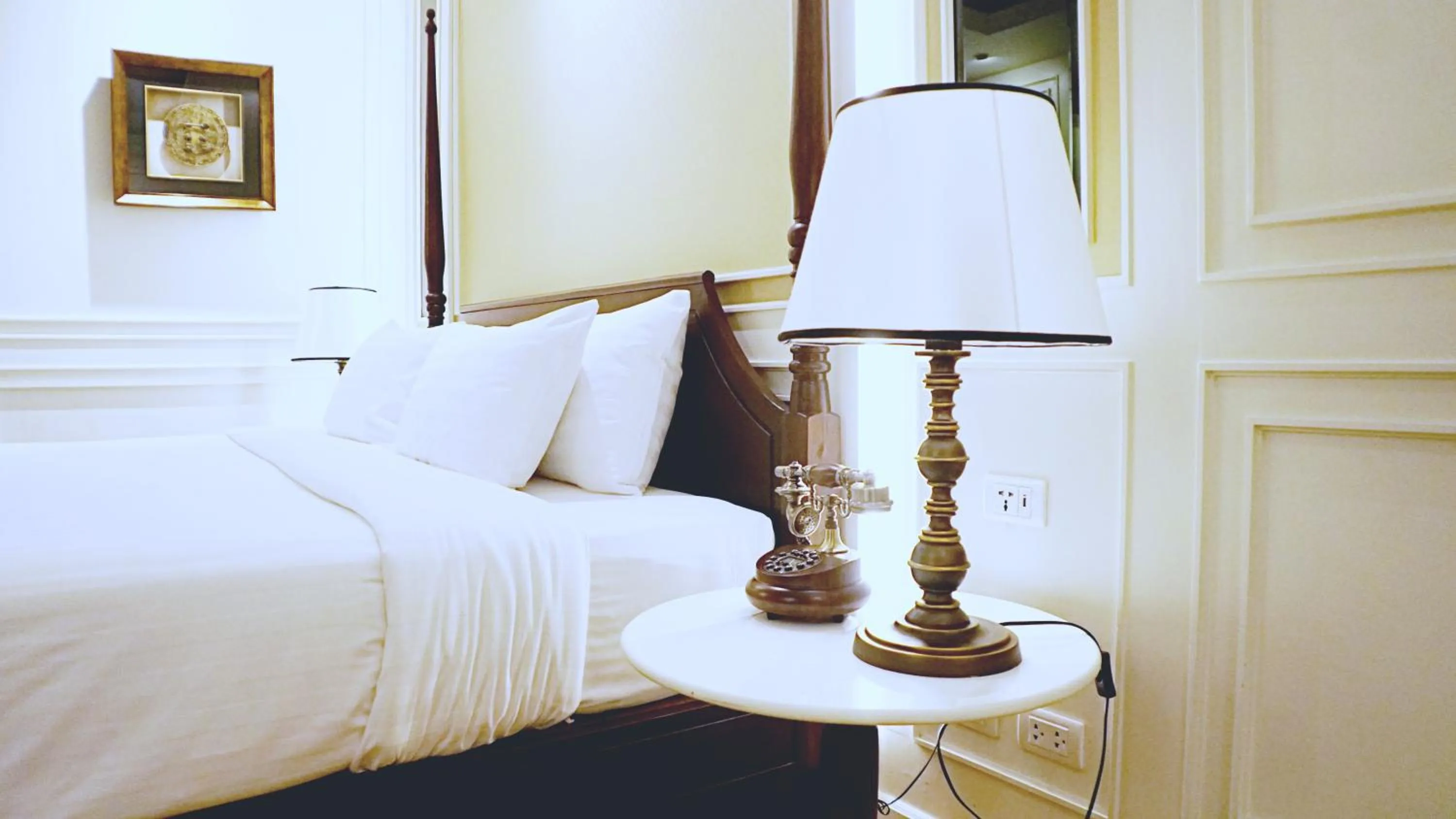 Bed in Buri Sriping Riverside Resort & Spa