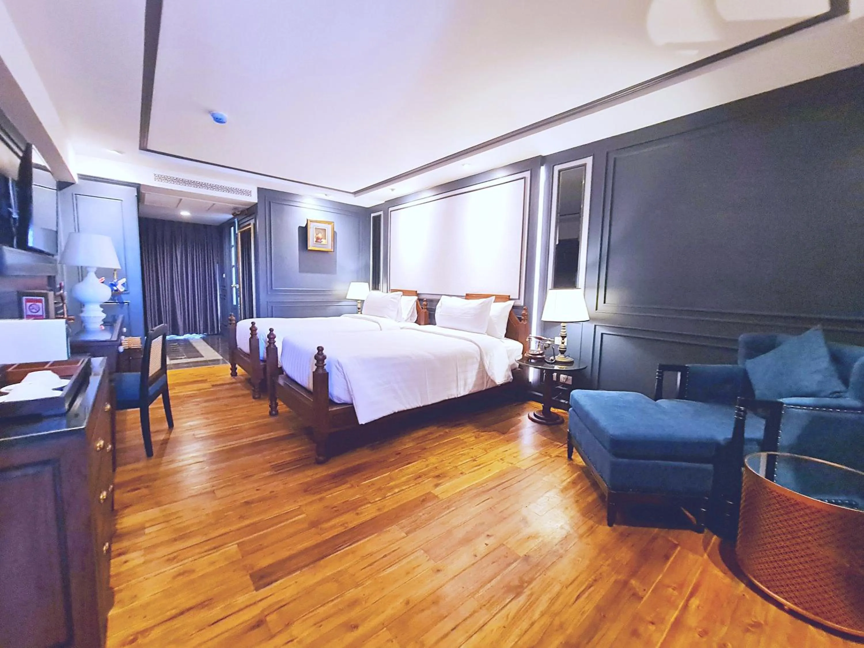 Bed in Buri Sriping Riverside Resort & Spa