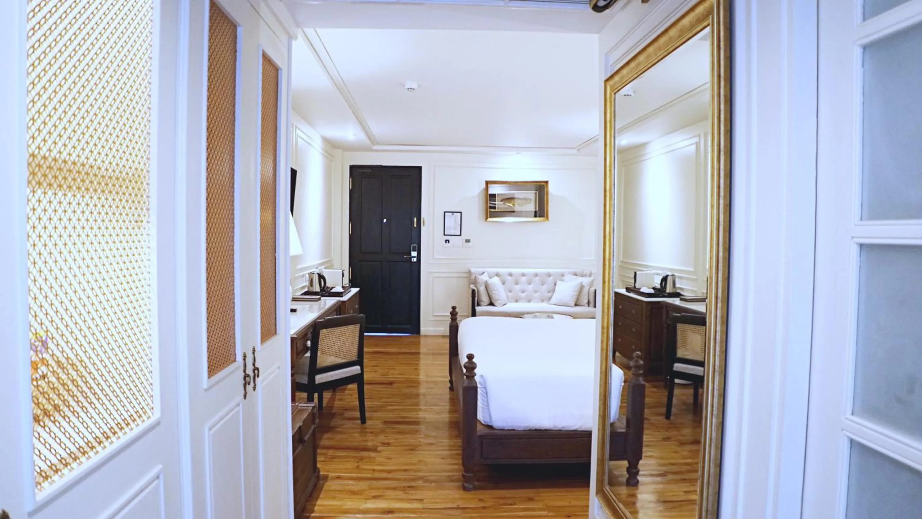 Bed in Buri Sriping Riverside Resort & Spa