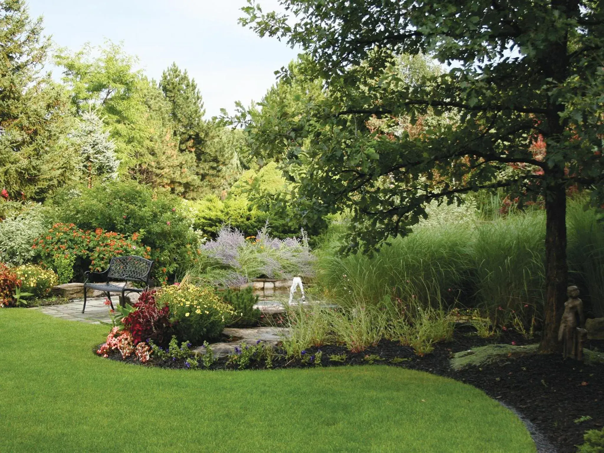 Garden in White Oaks Conference & Resort Spa Garden in White Oaks Conference & Resort Spa