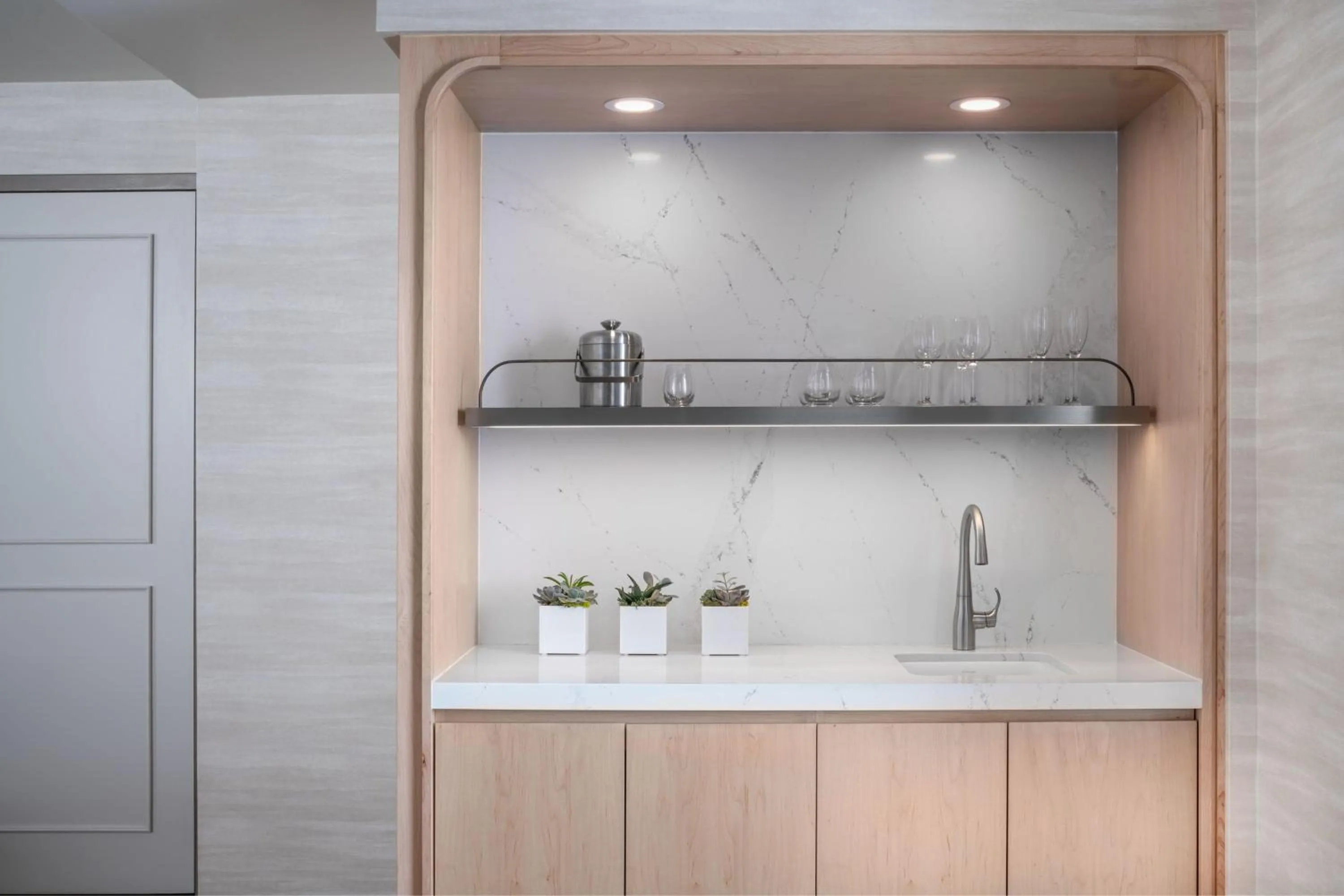 Lounge or bar in The Westin Book Cadillac Detroit