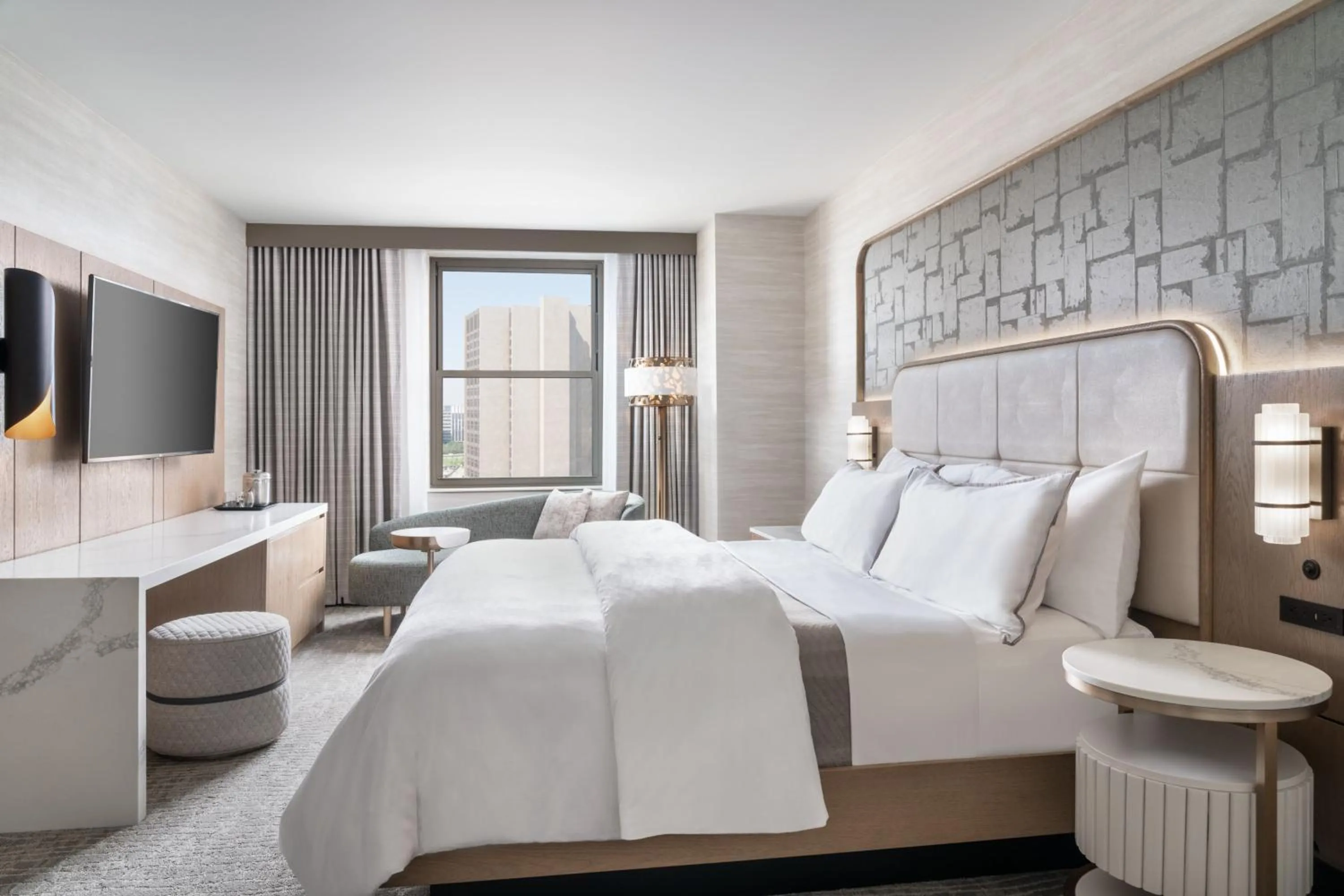 Photo of the whole room, Bed in The Westin Book Cadillac Detroit