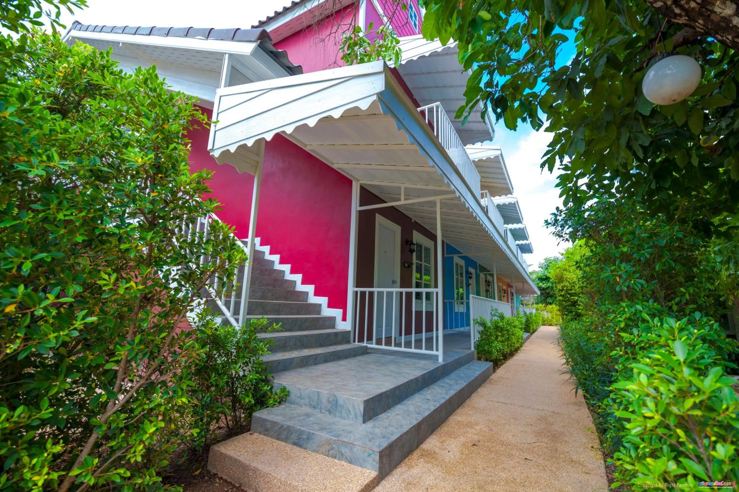 Color Ville Hotel SHA Certified