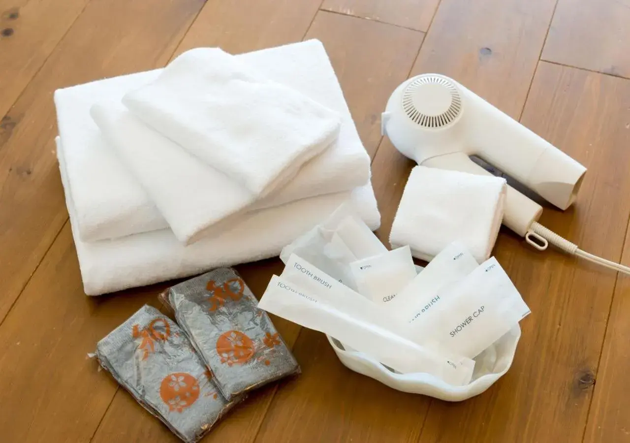 Twin Room with Shared Bathroom - Non Smoking in Yatsugatake Hotel Fuuka Twin Room with Shared Bathroom - Non Smoking in Yatsugatake Hotel Fuuka