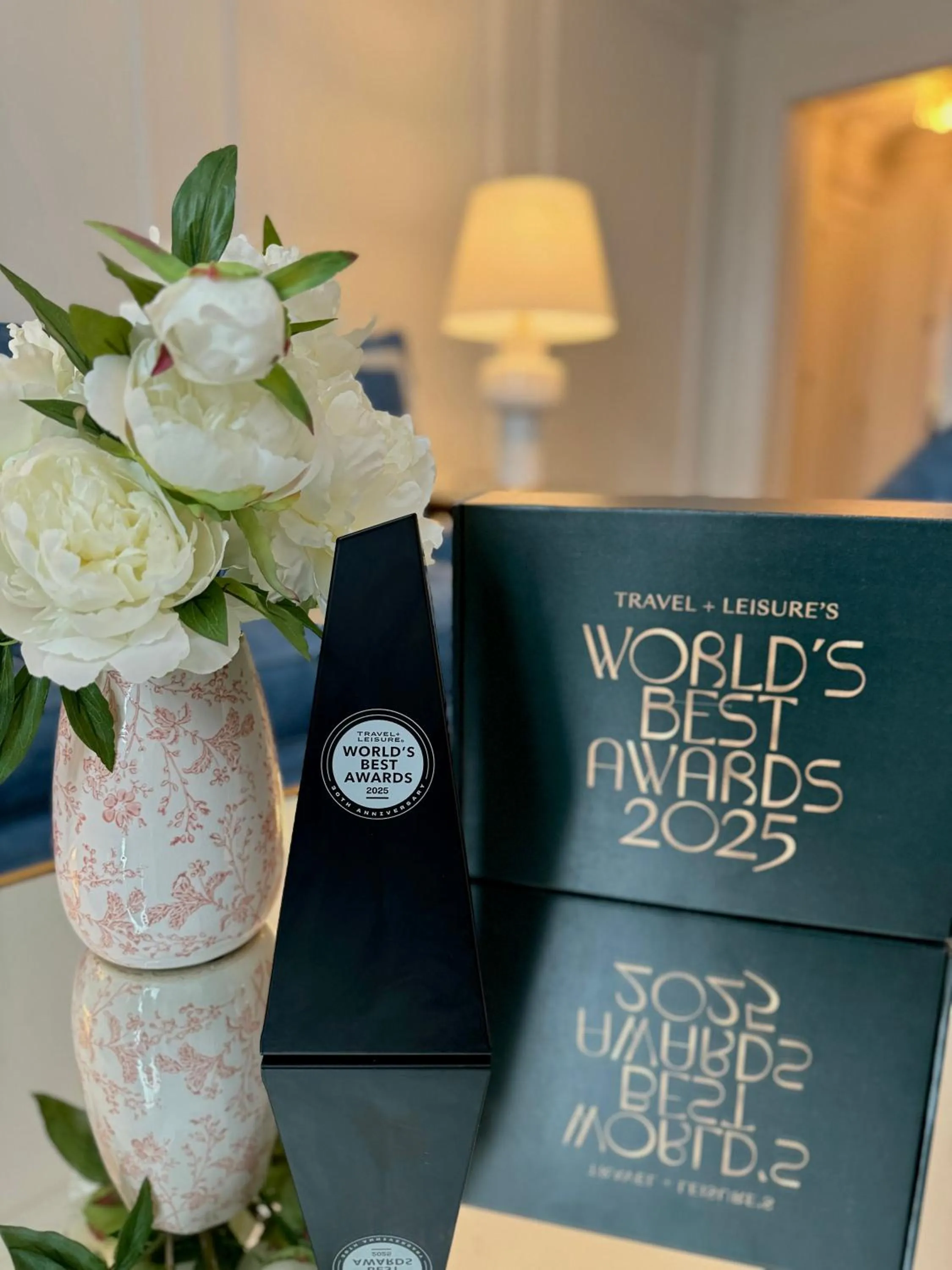 Certificate/Award in The Eliot Hotel