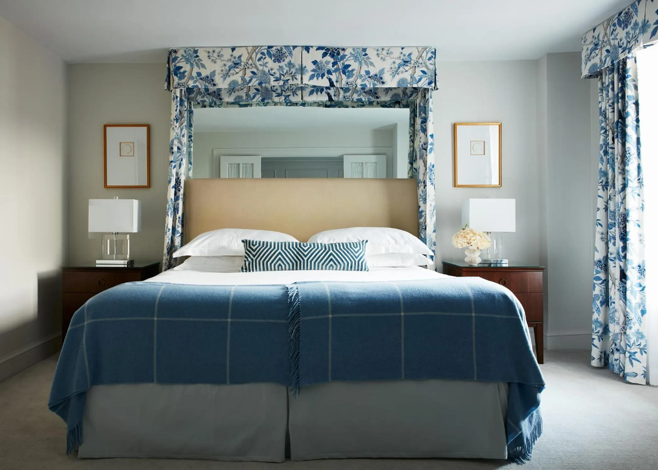 Bedroom, Bed in The Eliot Hotel