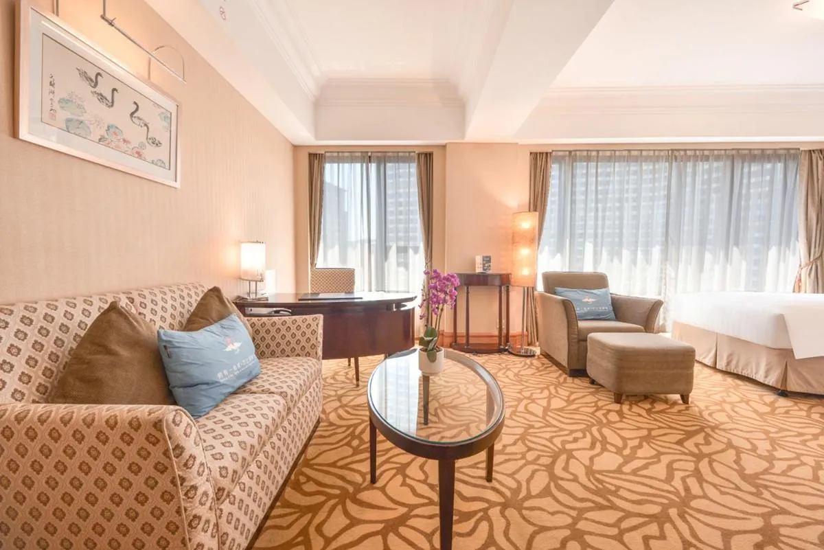 Bed in Furama Hotel Dalian