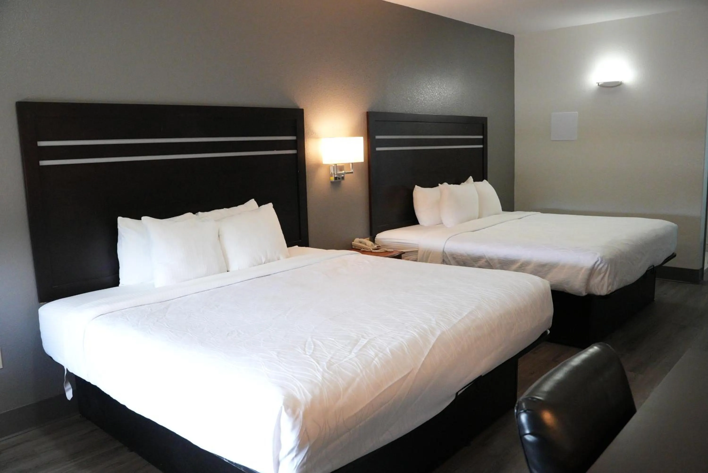 Sunbridge Inn & Suite Extended Stay