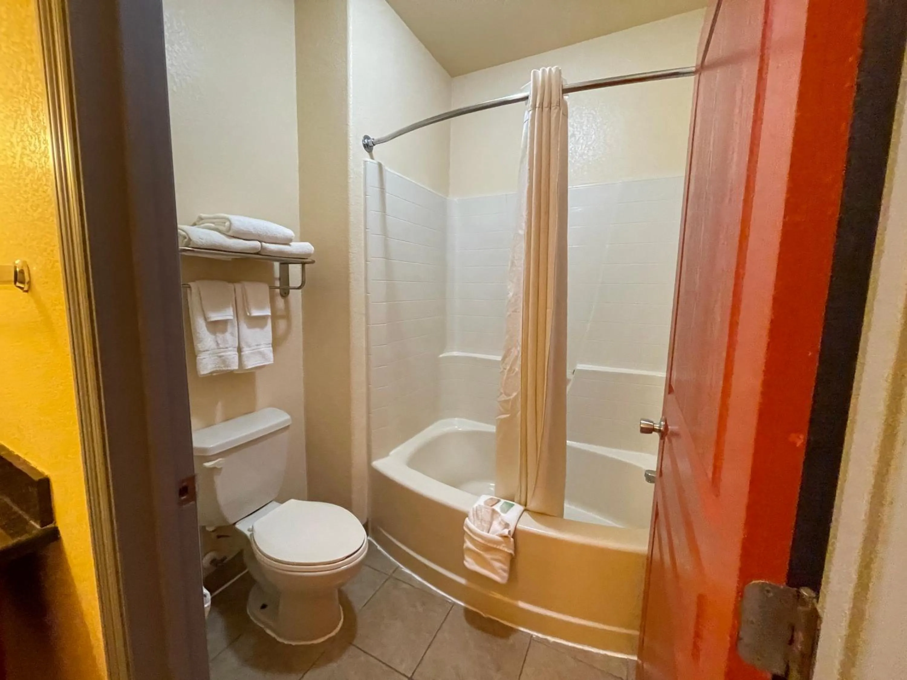 Bathroom in Sunbridge Inn & Suite Extended Stay