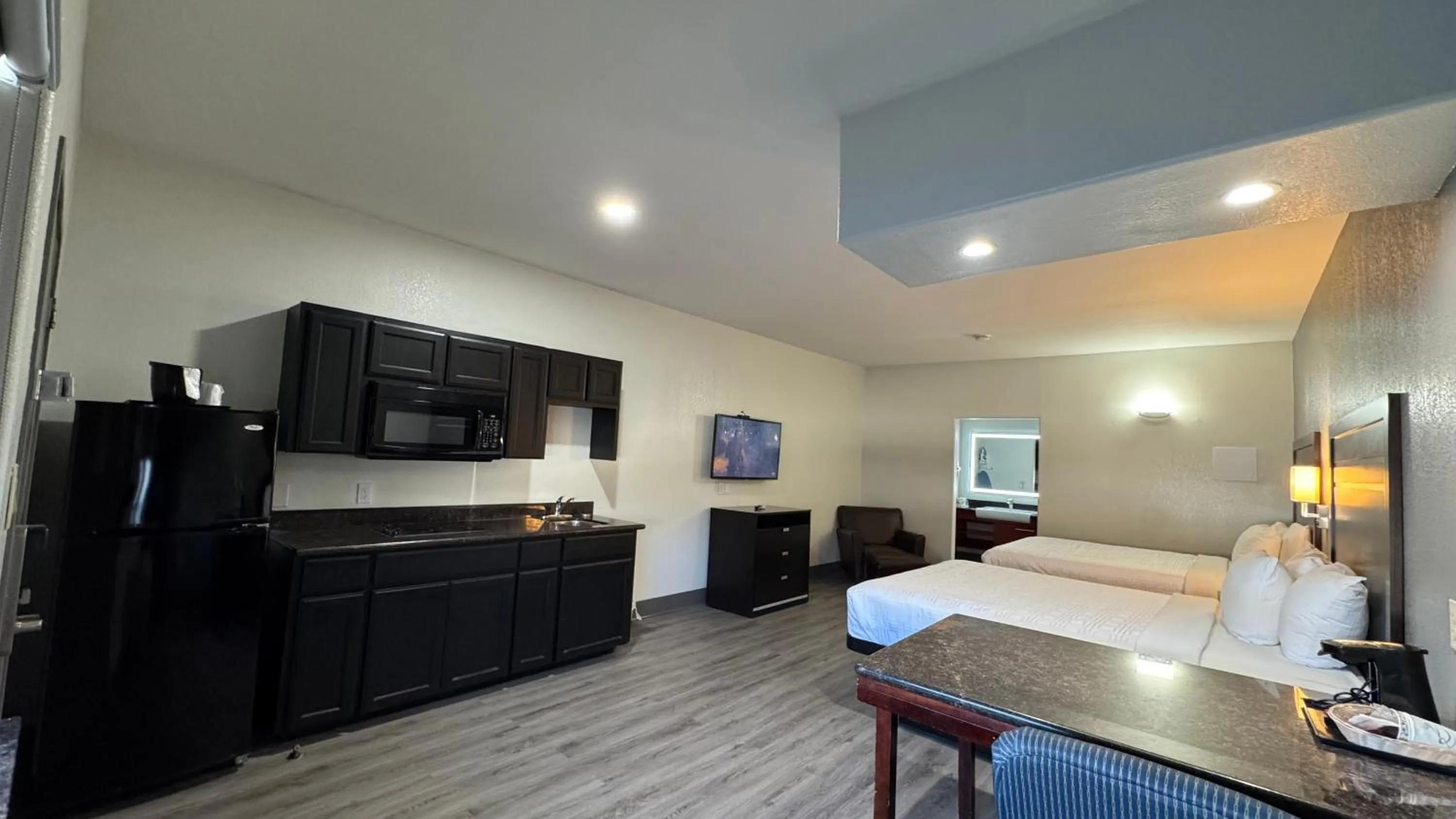 Sunbridge Inn & Suite Extended Stay