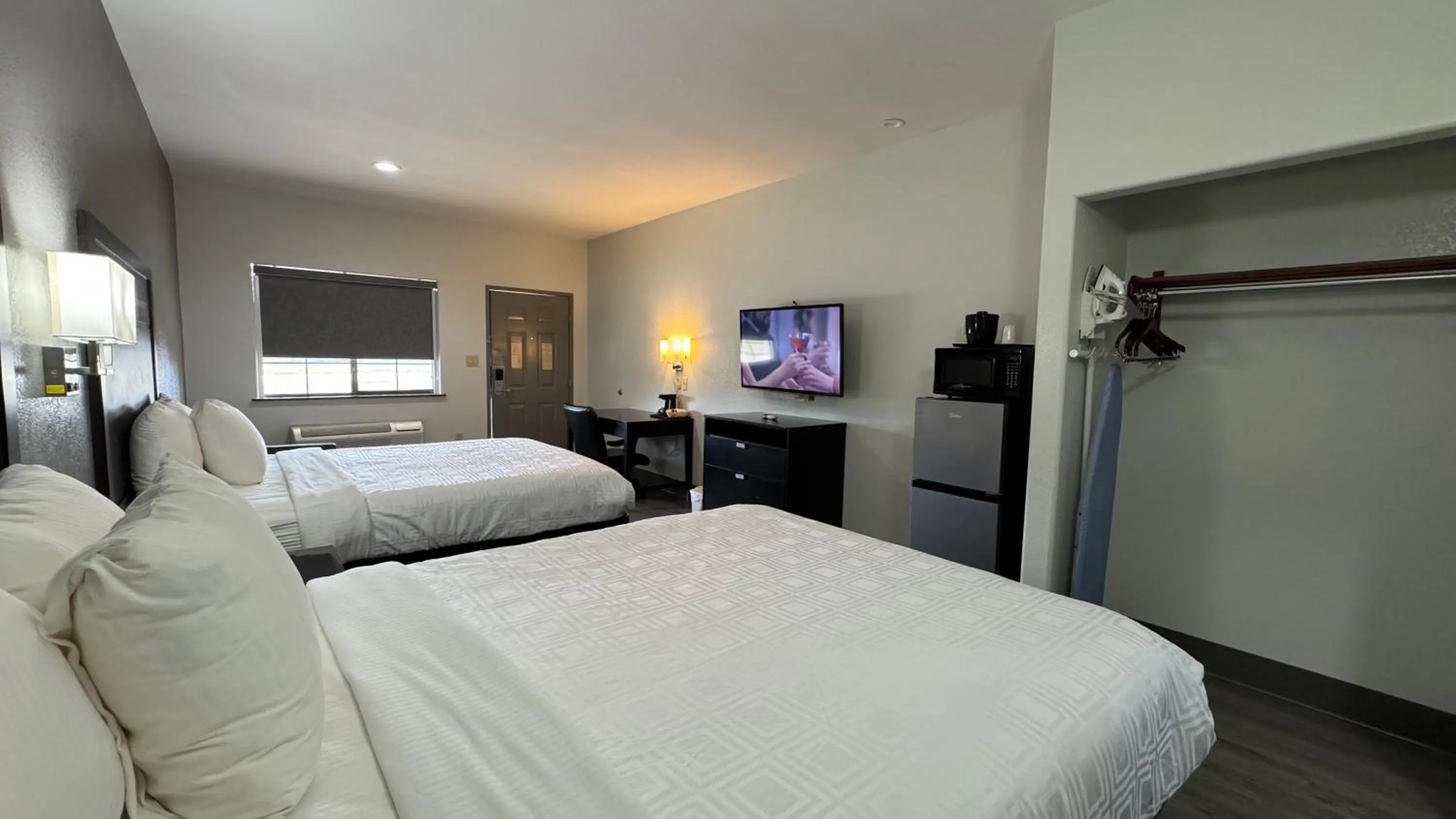 Sunbridge Inn & Suite Extended Stay