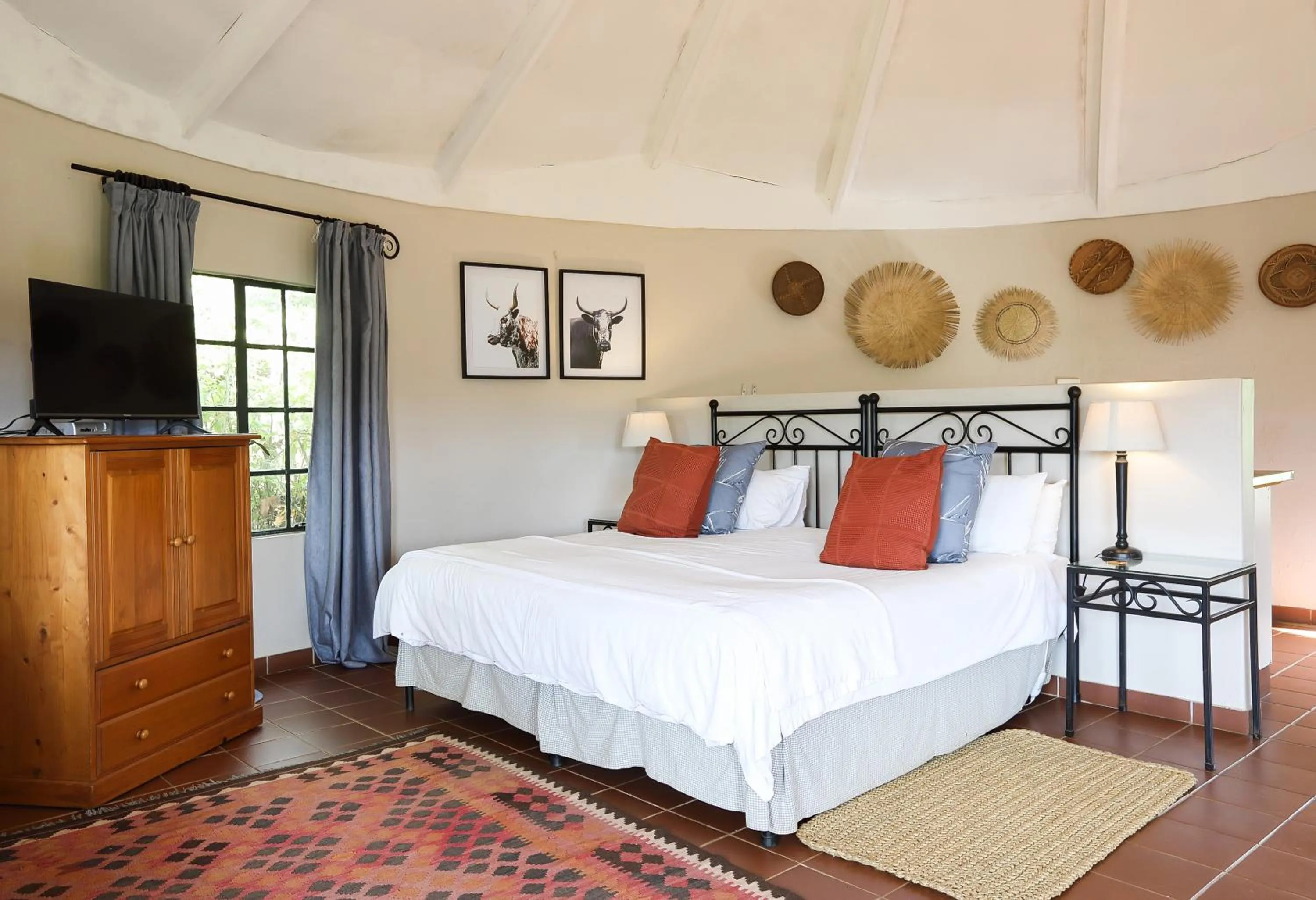 Bed in Kings Grant Country Retreat