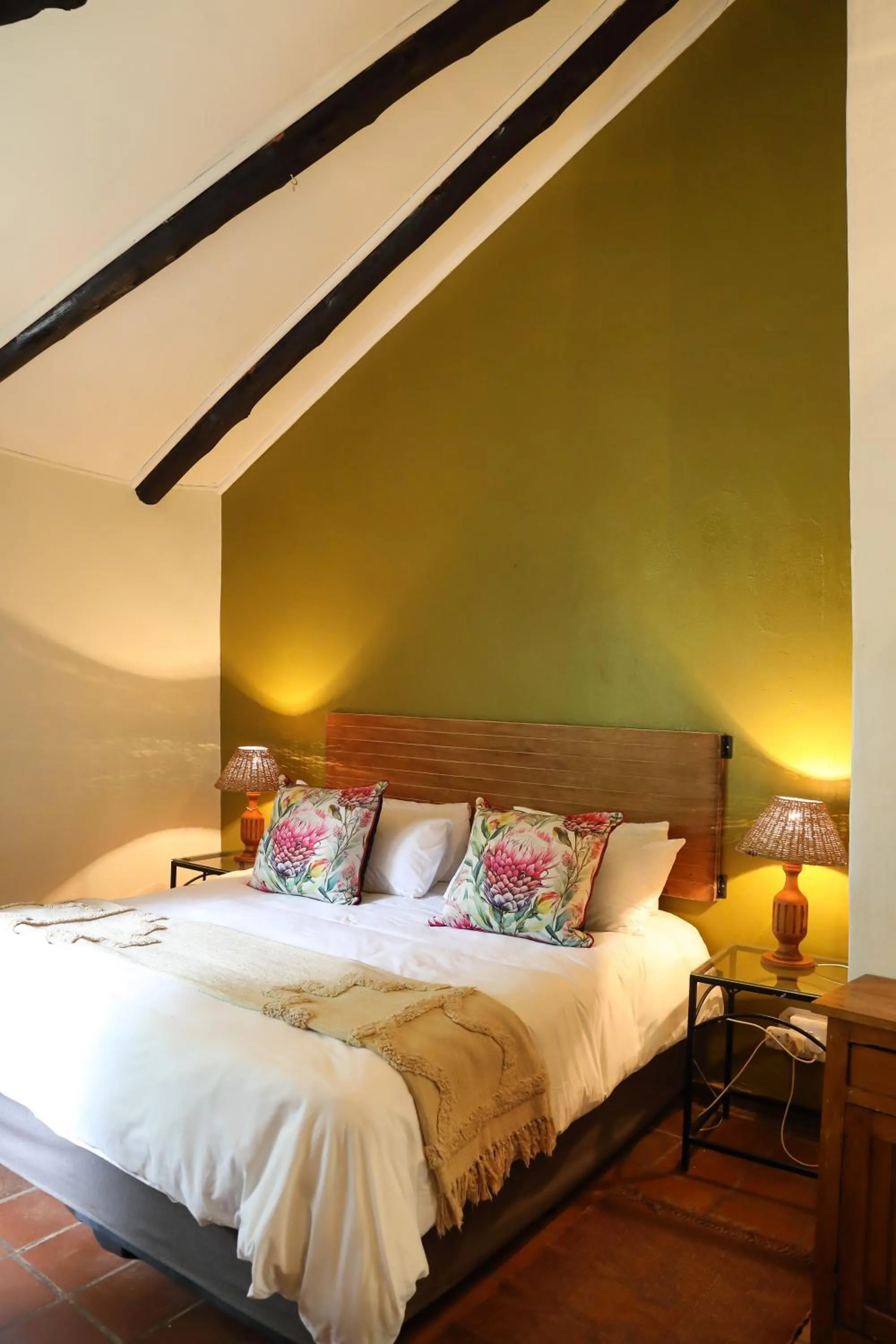 Bed in Kings Grant Country Retreat
