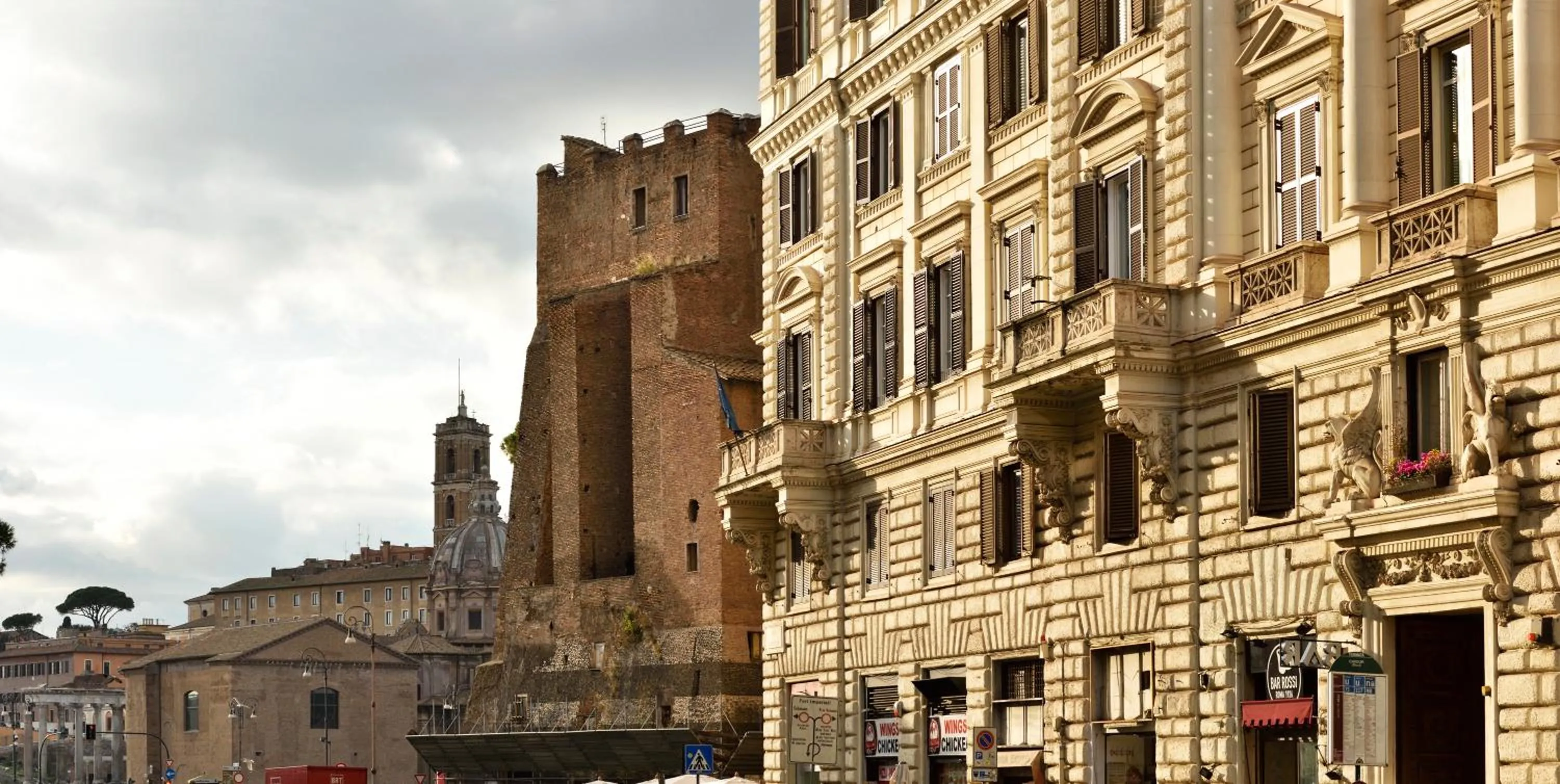 Property building in Dimora ai Fori - Guest House