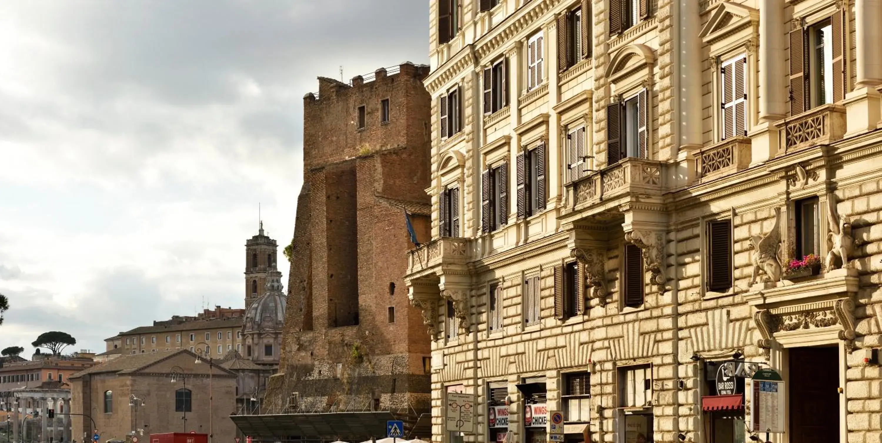 Property building in Dimora ai Fori - Guest House Property building in Dimora ai Fori - Guest House