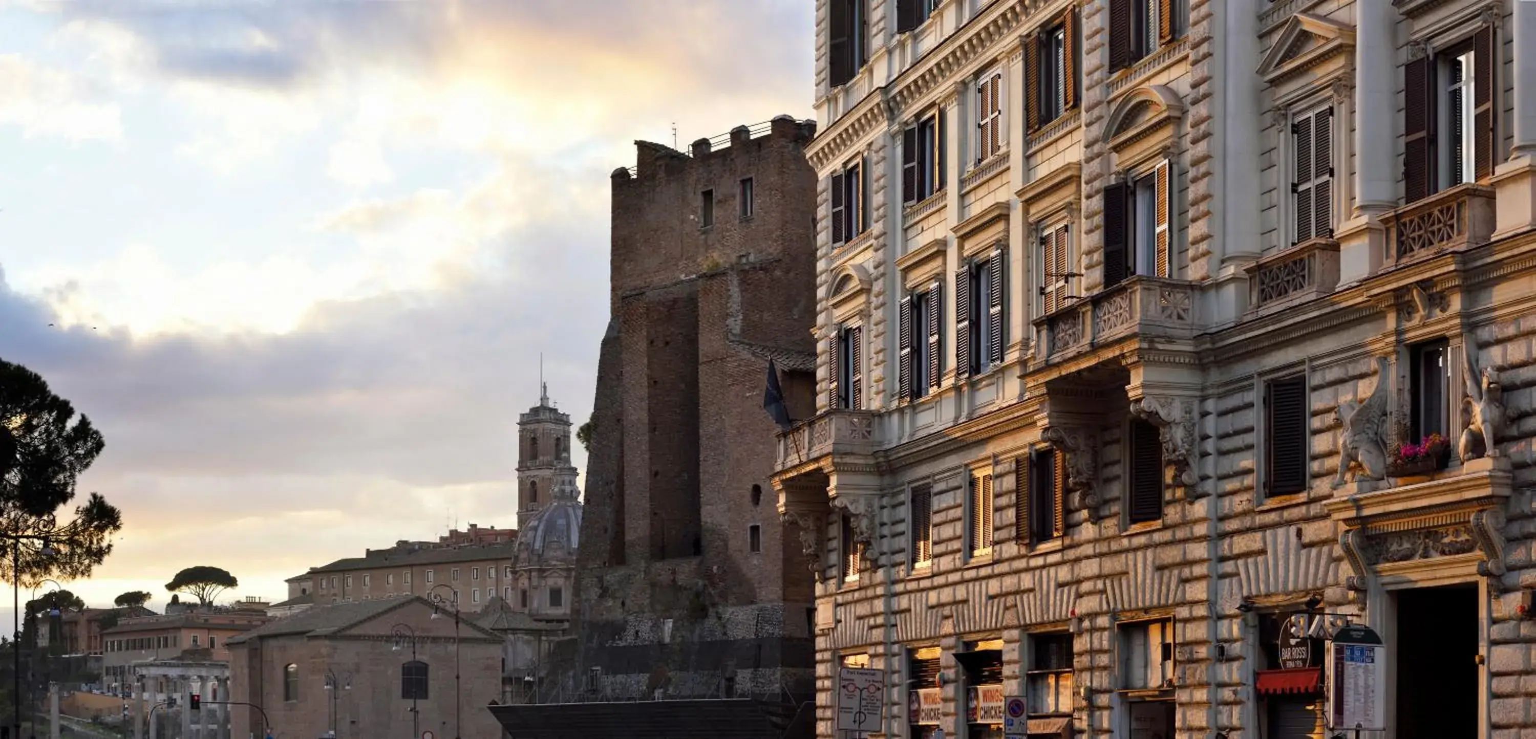 Property building in Dimora ai Fori - Guest House Property building in Dimora ai Fori - Guest House