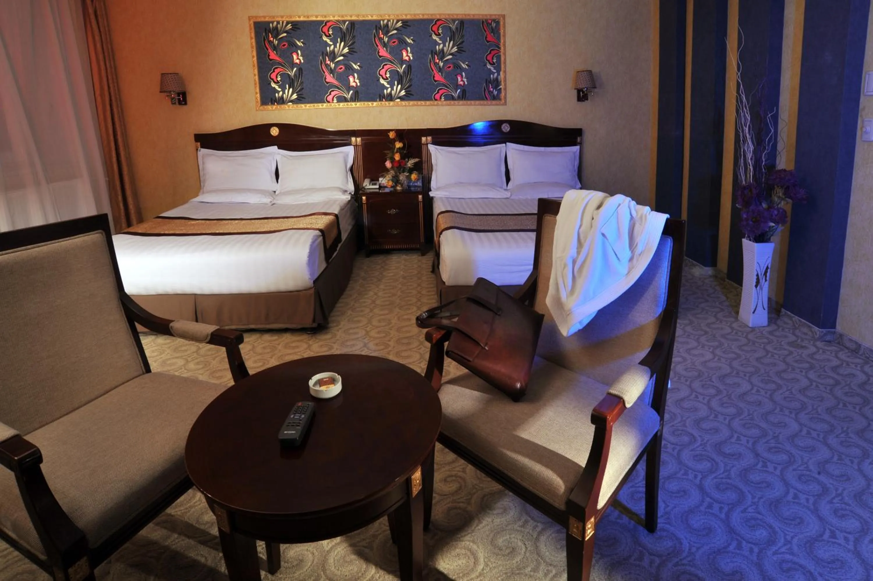 Bed in White House Hotel