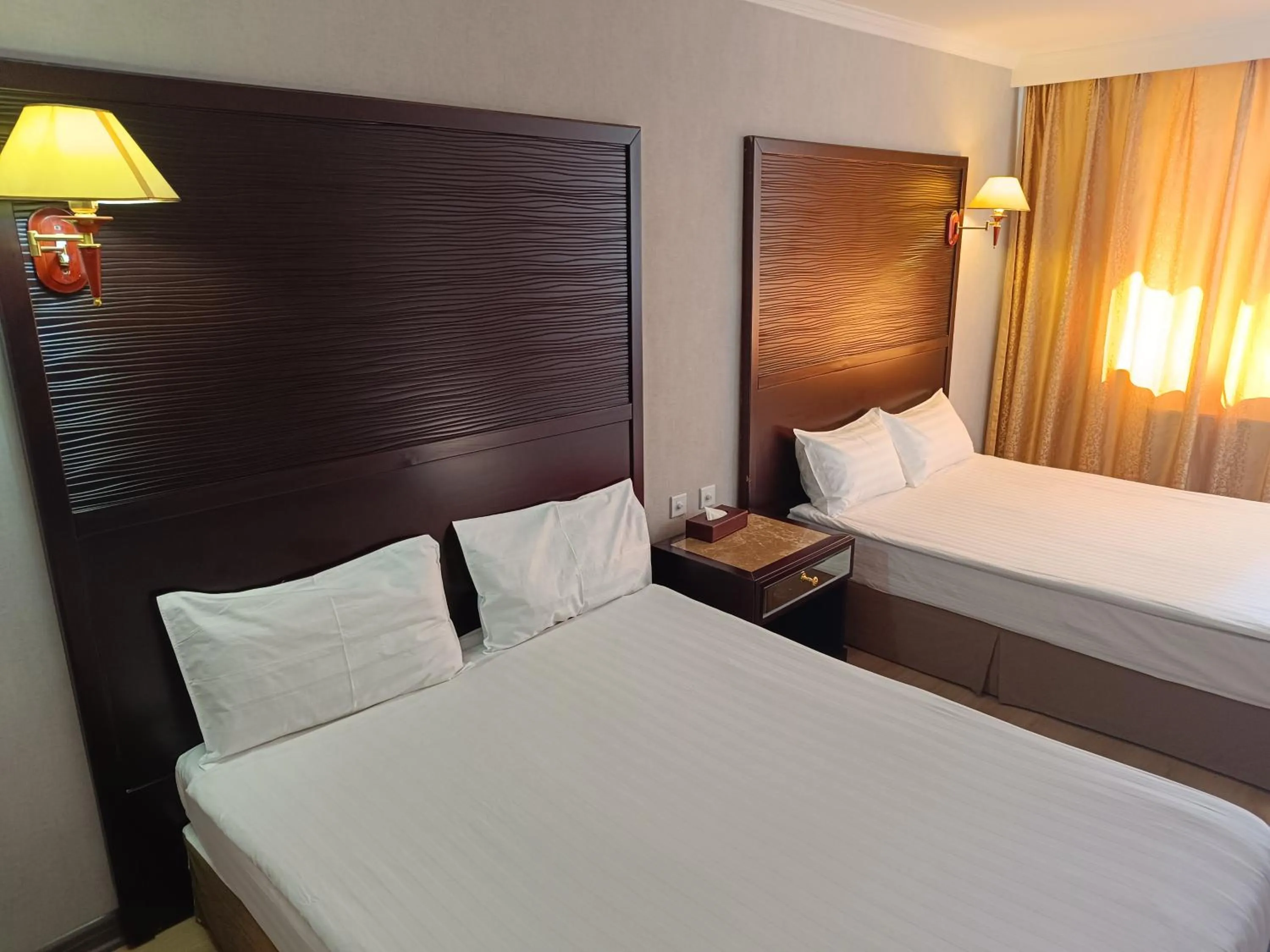 Bed in White House Hotel