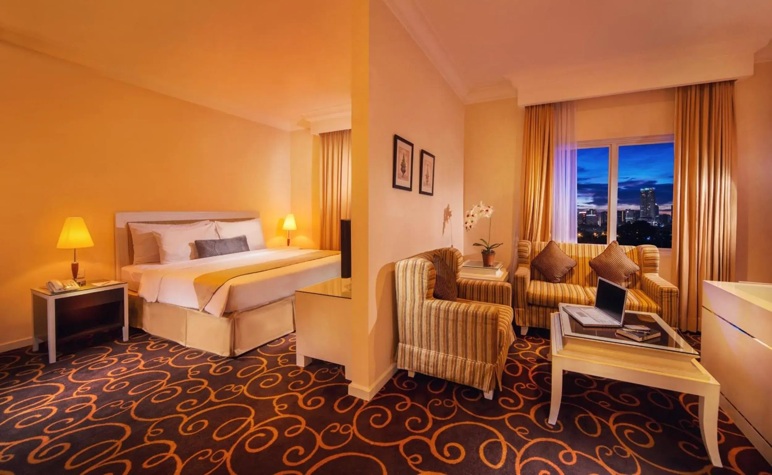 Photo of the whole room, Bed in Blue Sky Pandurata Hotel Cikini Photo of the whole room, Bed in Blue Sky Pandurata Hotel Cikini