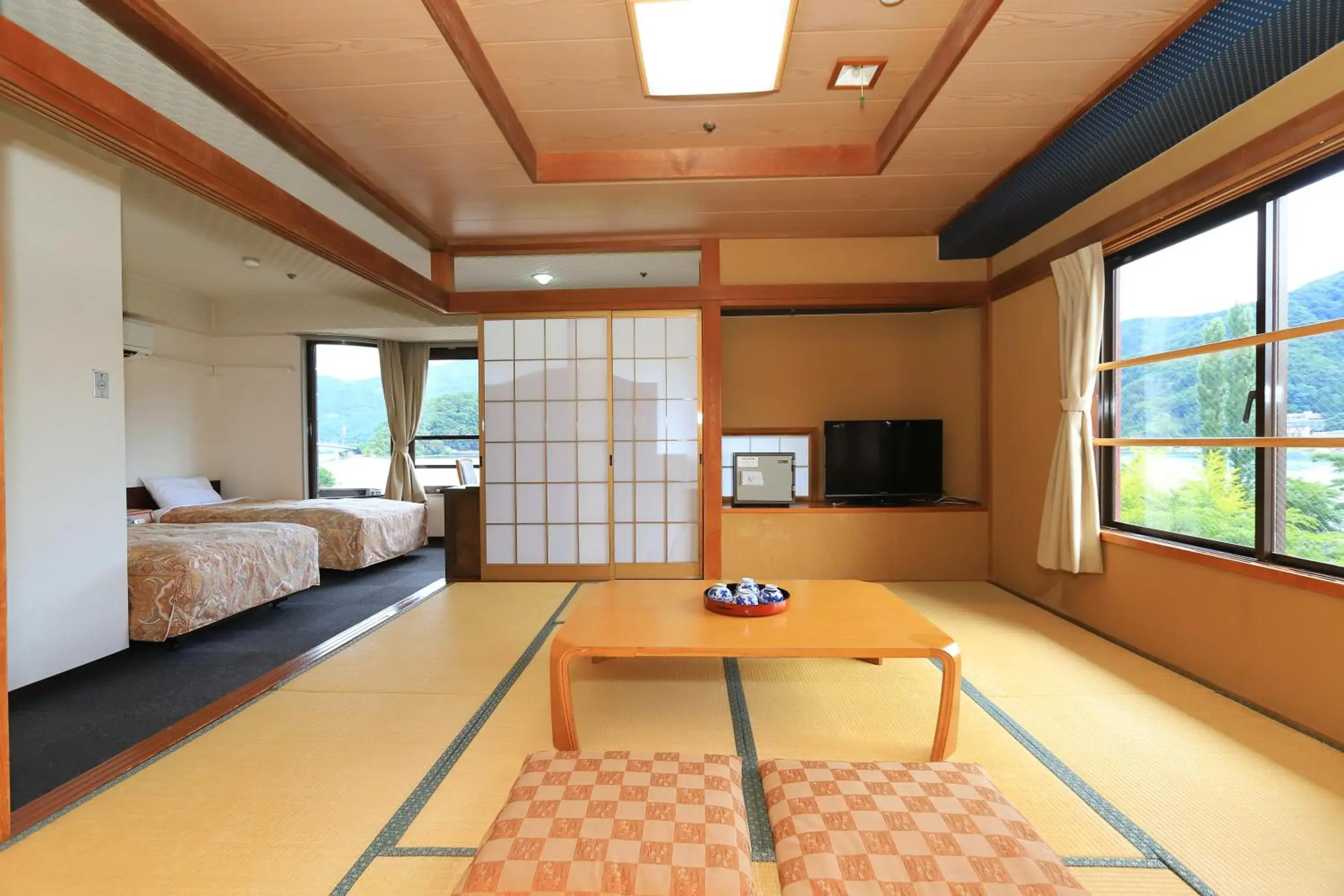Photo of the whole room in Shiki-no-Yado Fujisan Photo of the whole room in Shiki-no-Yado Fujisan
