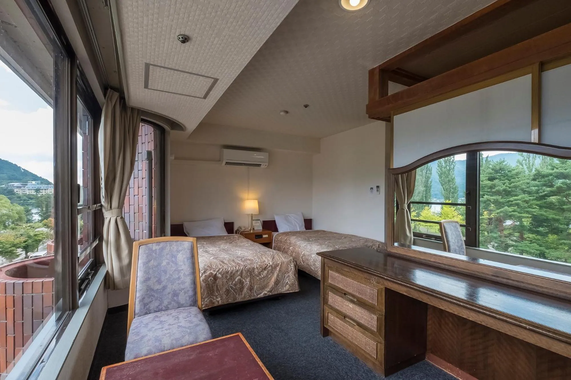 Photo of the whole room, Bed in Shiki-no-Yado Fujisan