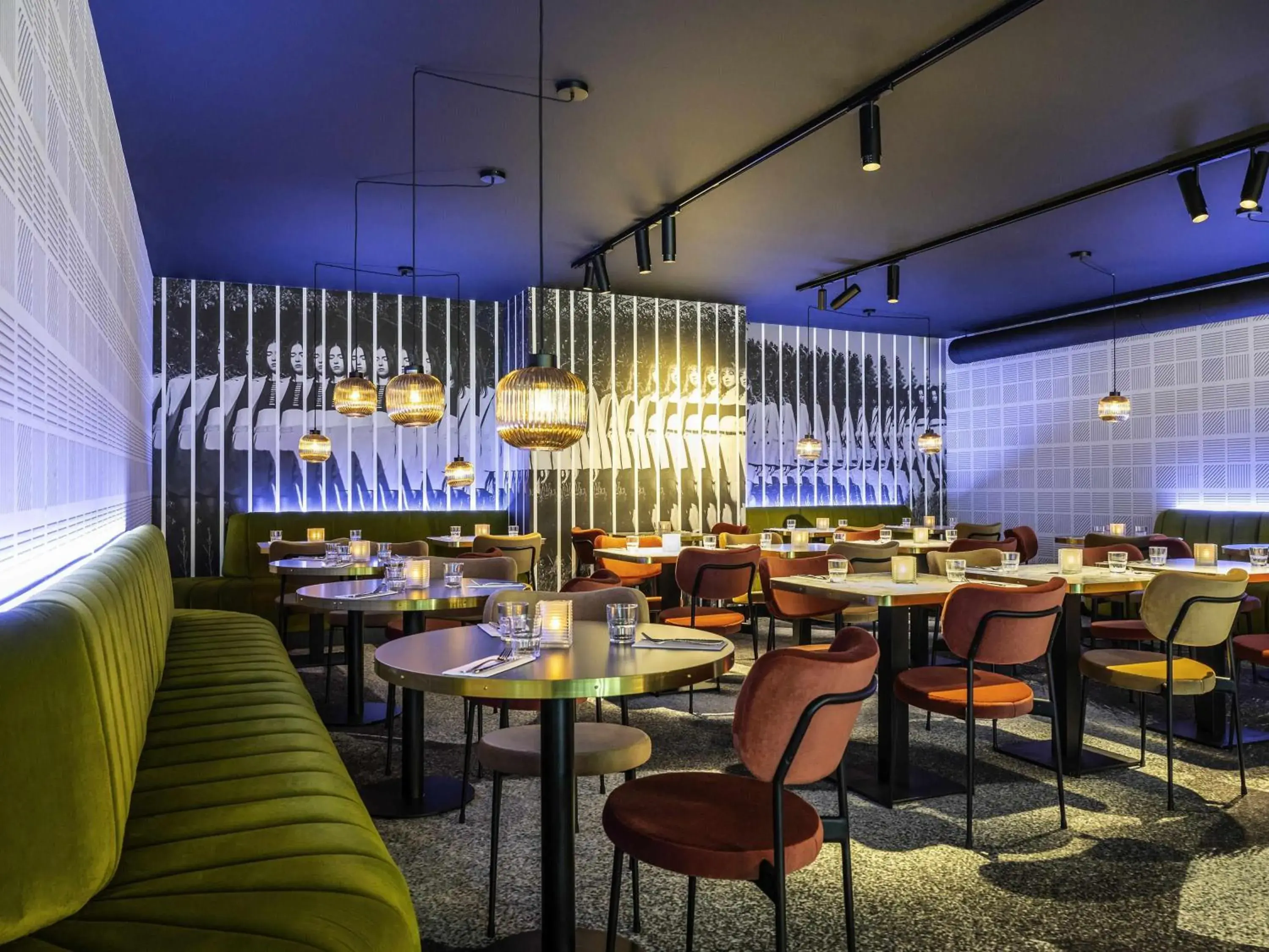 Restaurant/places to eat in Mercure Amsterdam North Station Restaurant/places to eat in Mercure Amsterdam North Station