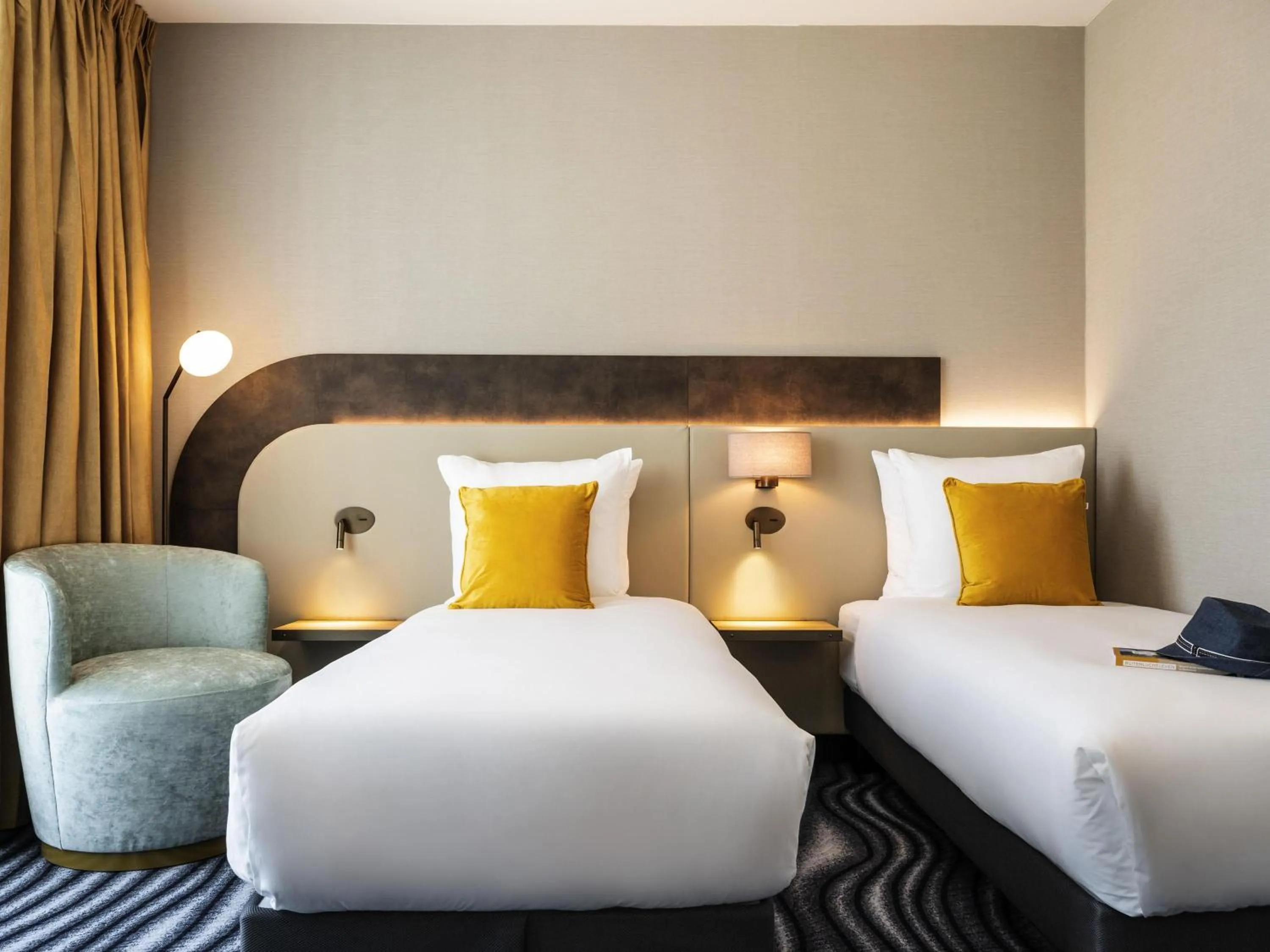 Bedroom, Bed in Mercure Amsterdam North Station