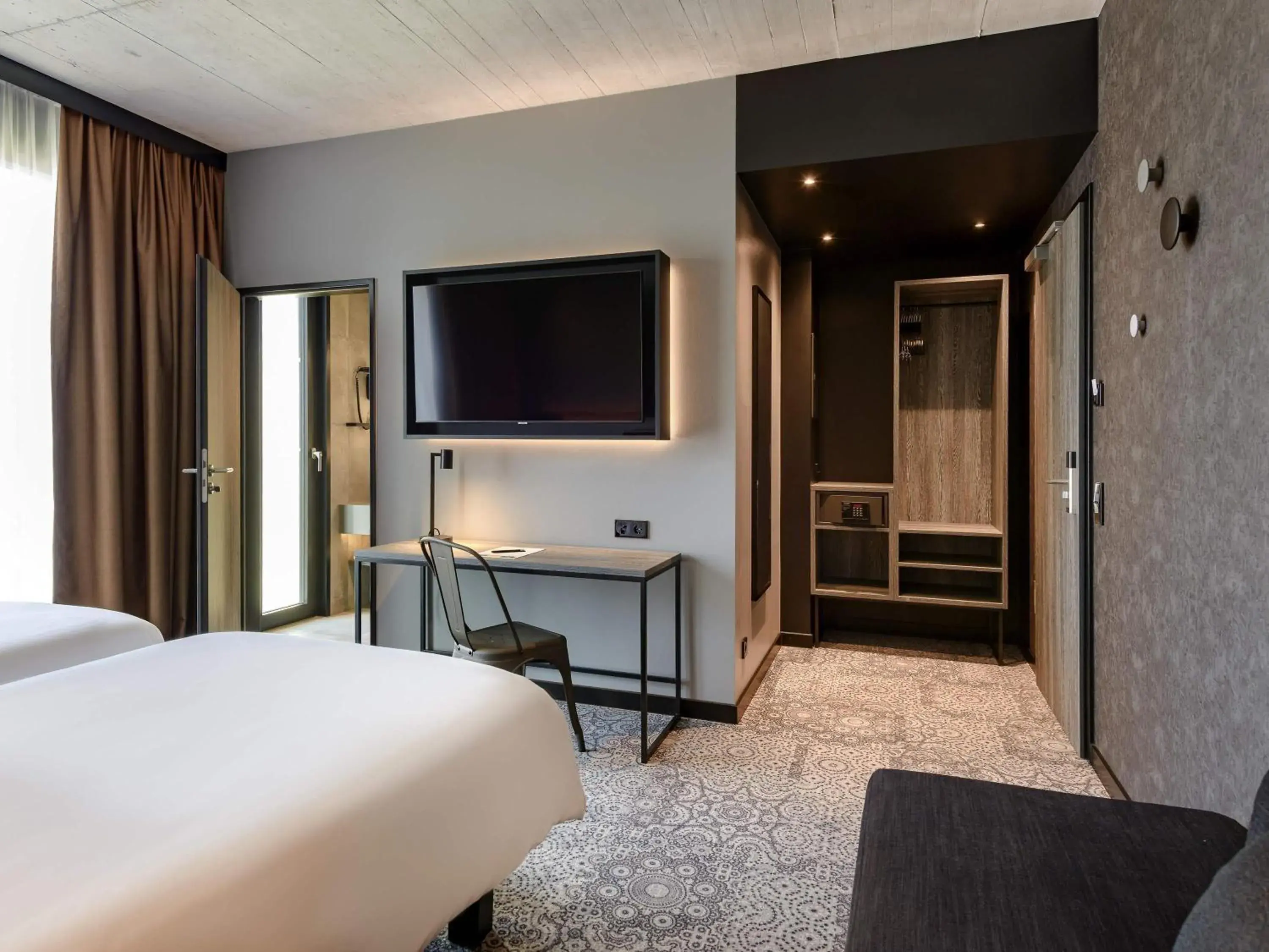 Bedroom, Bed in ibis Styles Friedrichshafen Bedroom, Bed in ibis Styles Friedrichshafen